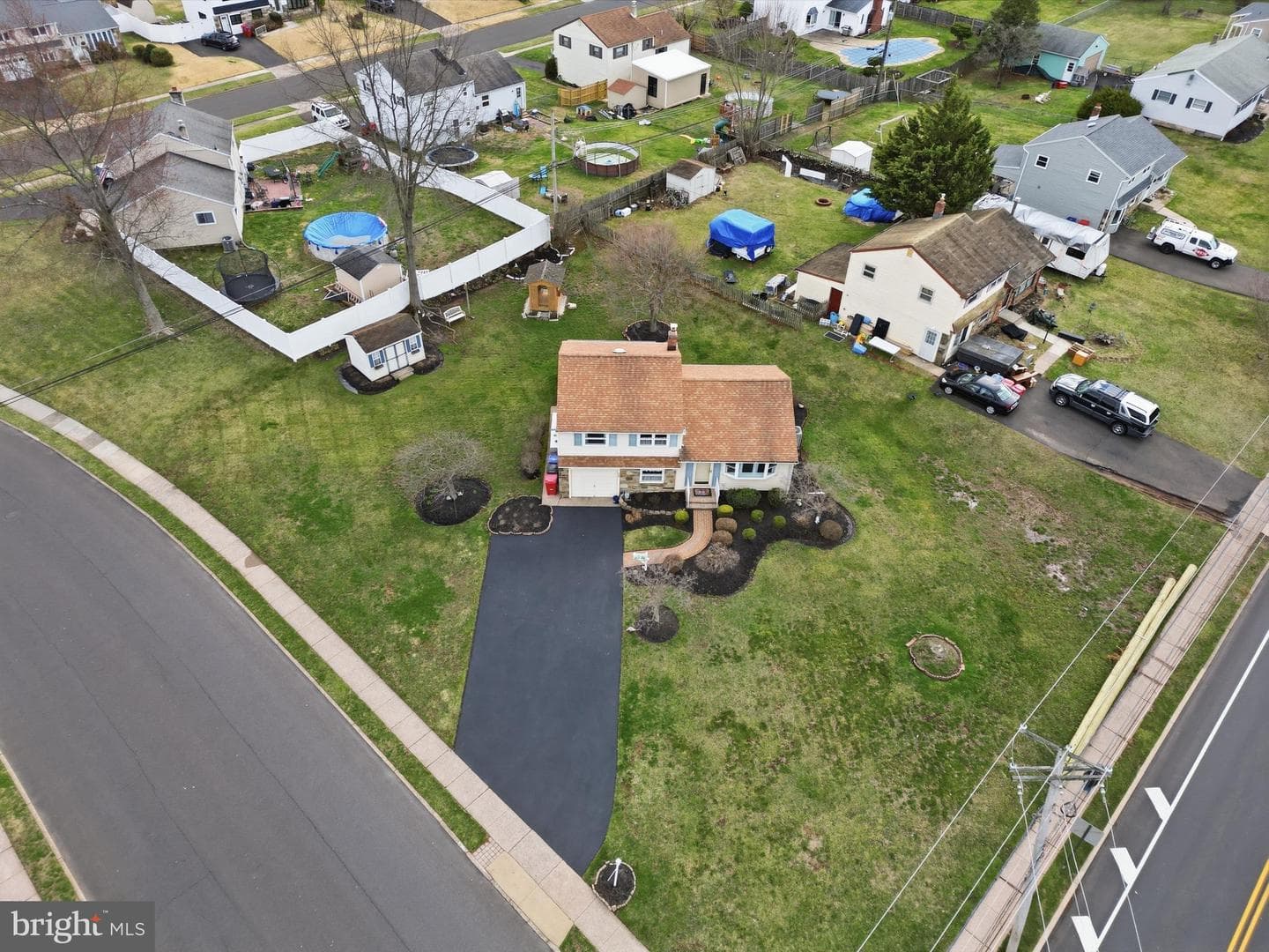 327 S Norristown Road photo 31