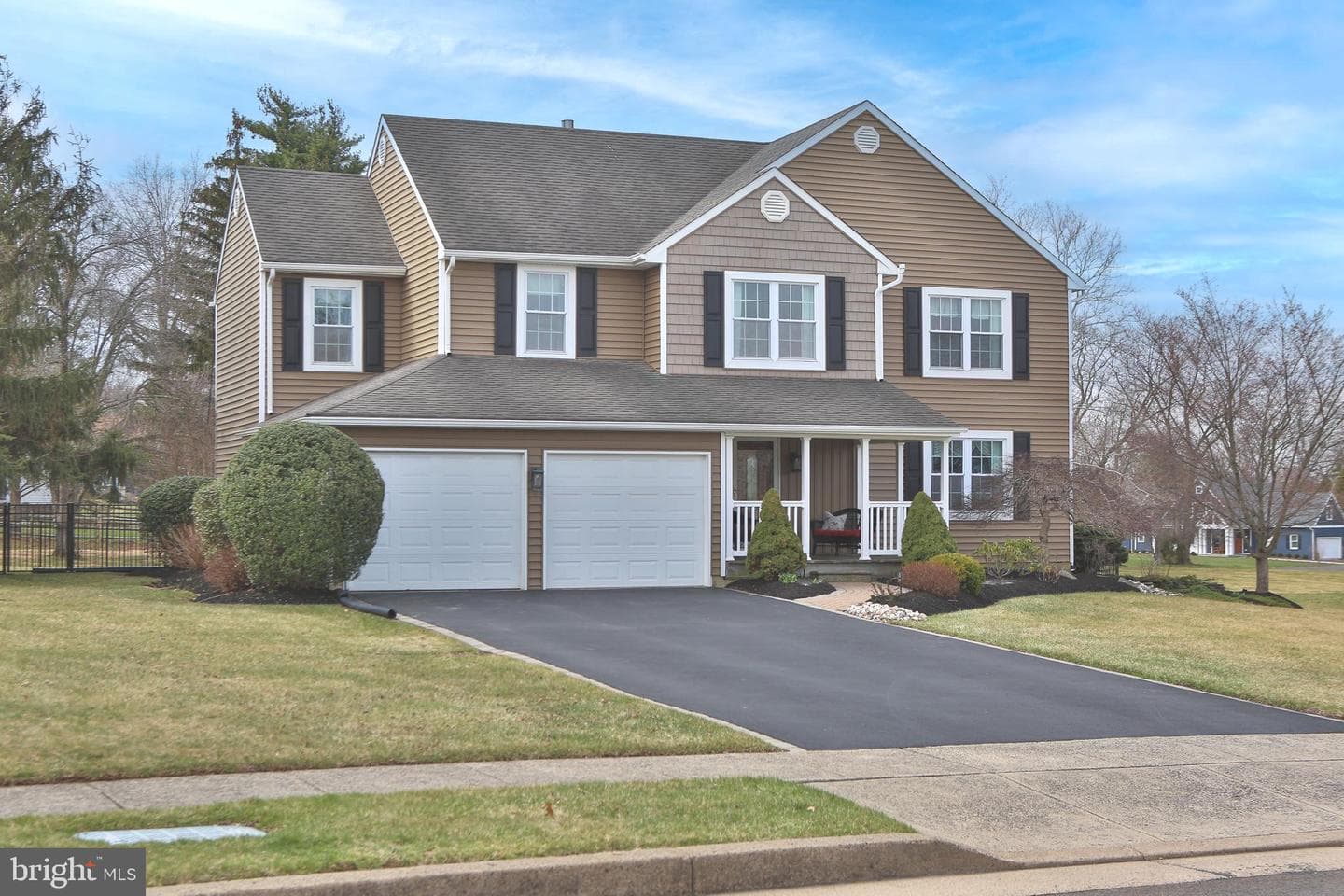 367 Merion Place photo 2