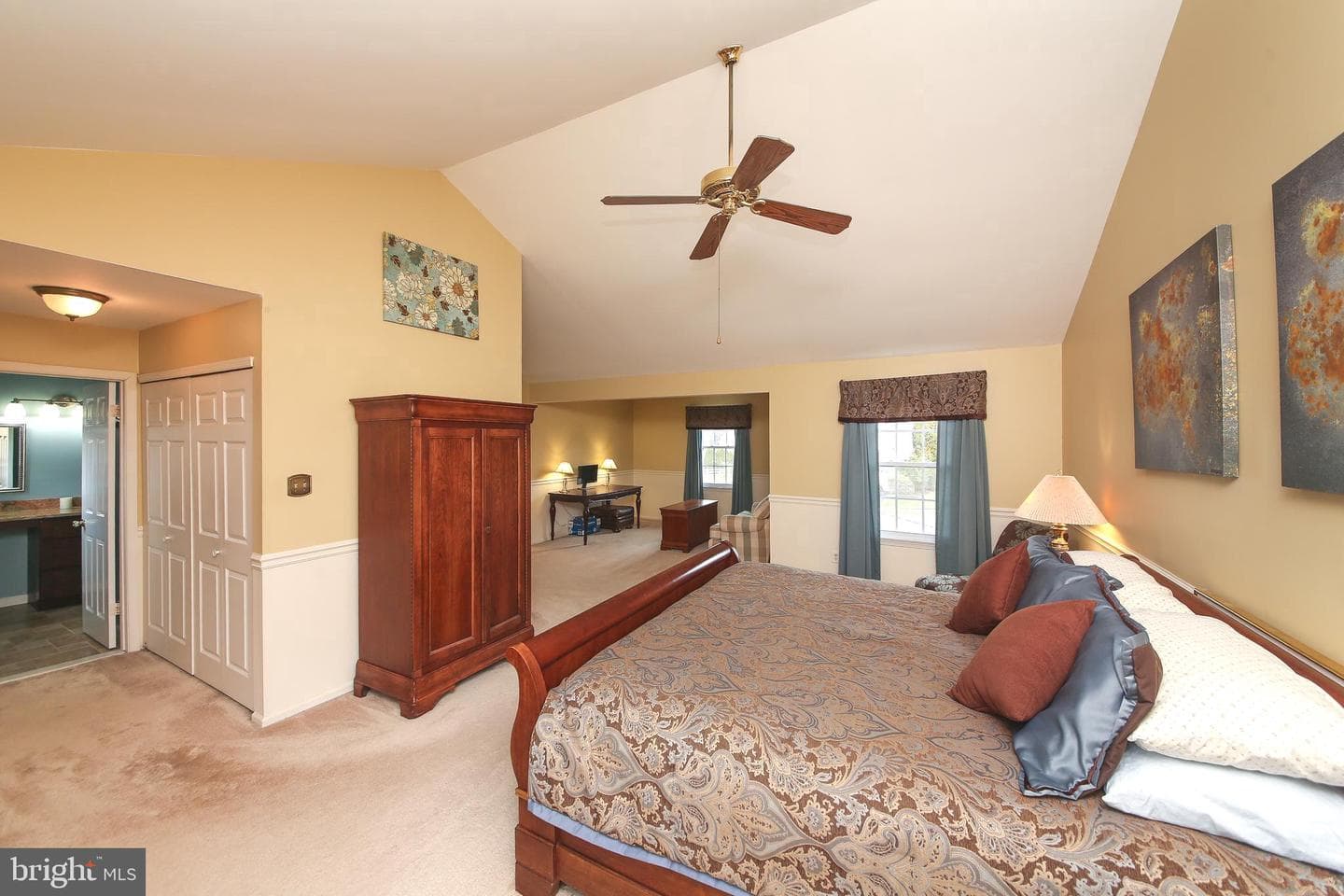 367 Merion Place photo 24