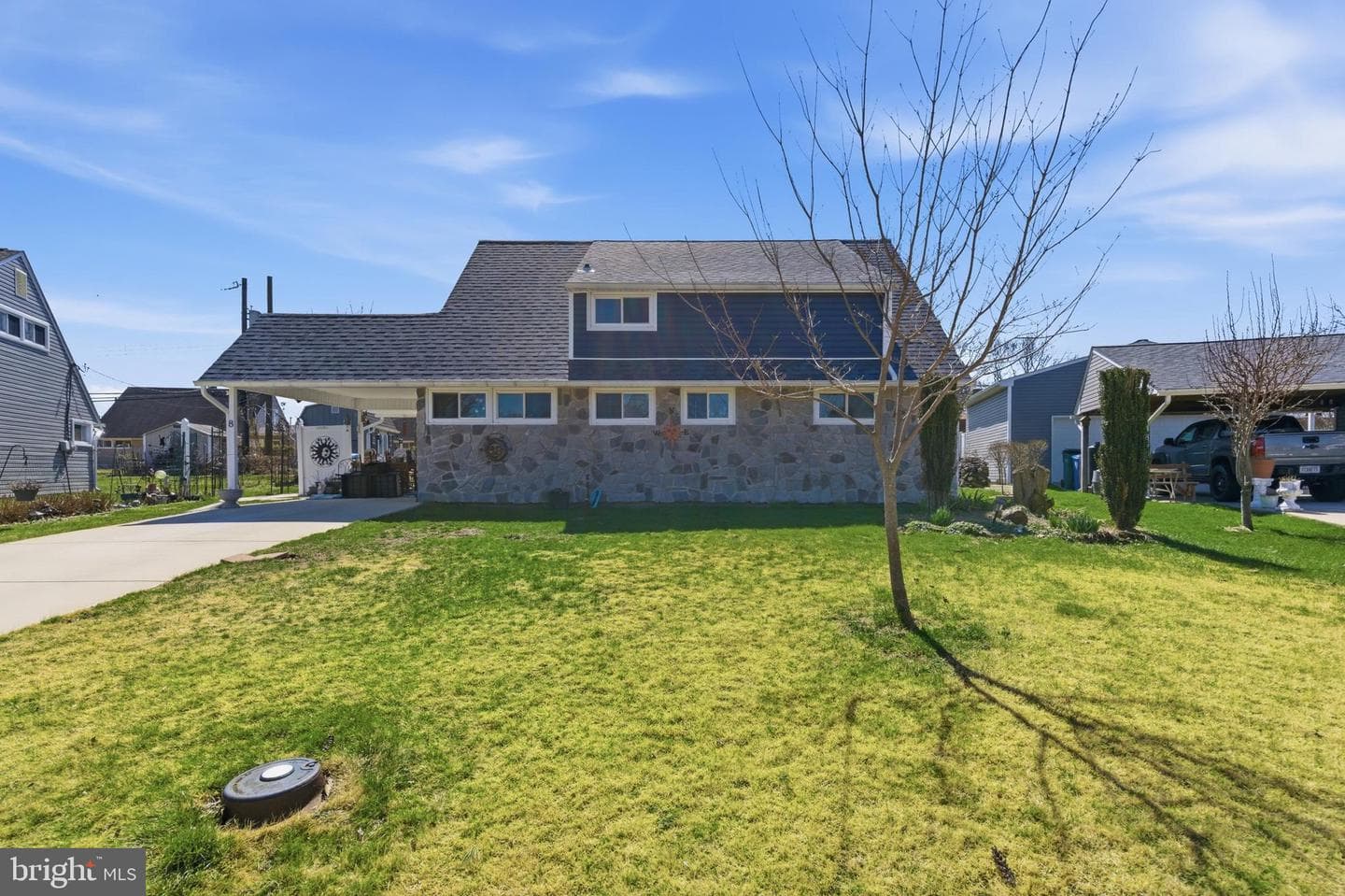 8 Inlet Road photo 2