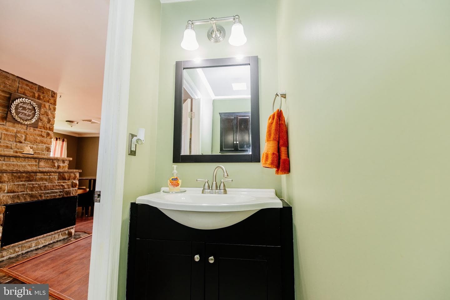 35 Mimosa Lane photo 18