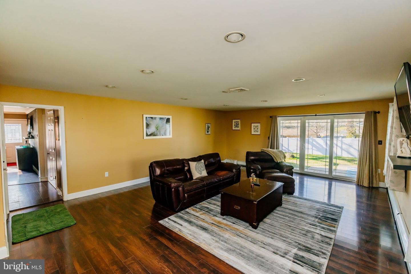 35 Mimosa Lane photo 2