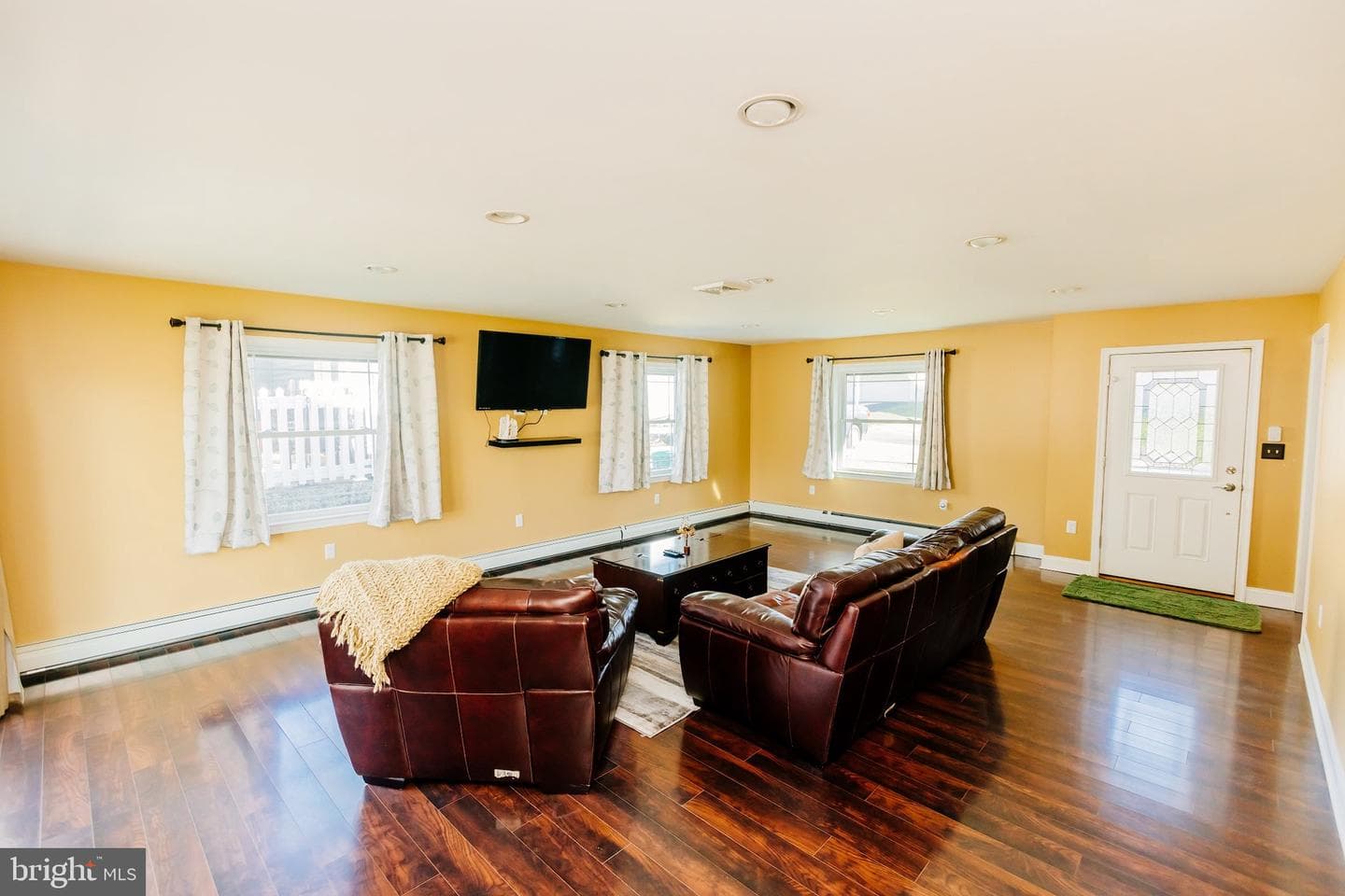 35 Mimosa Lane photo 6
