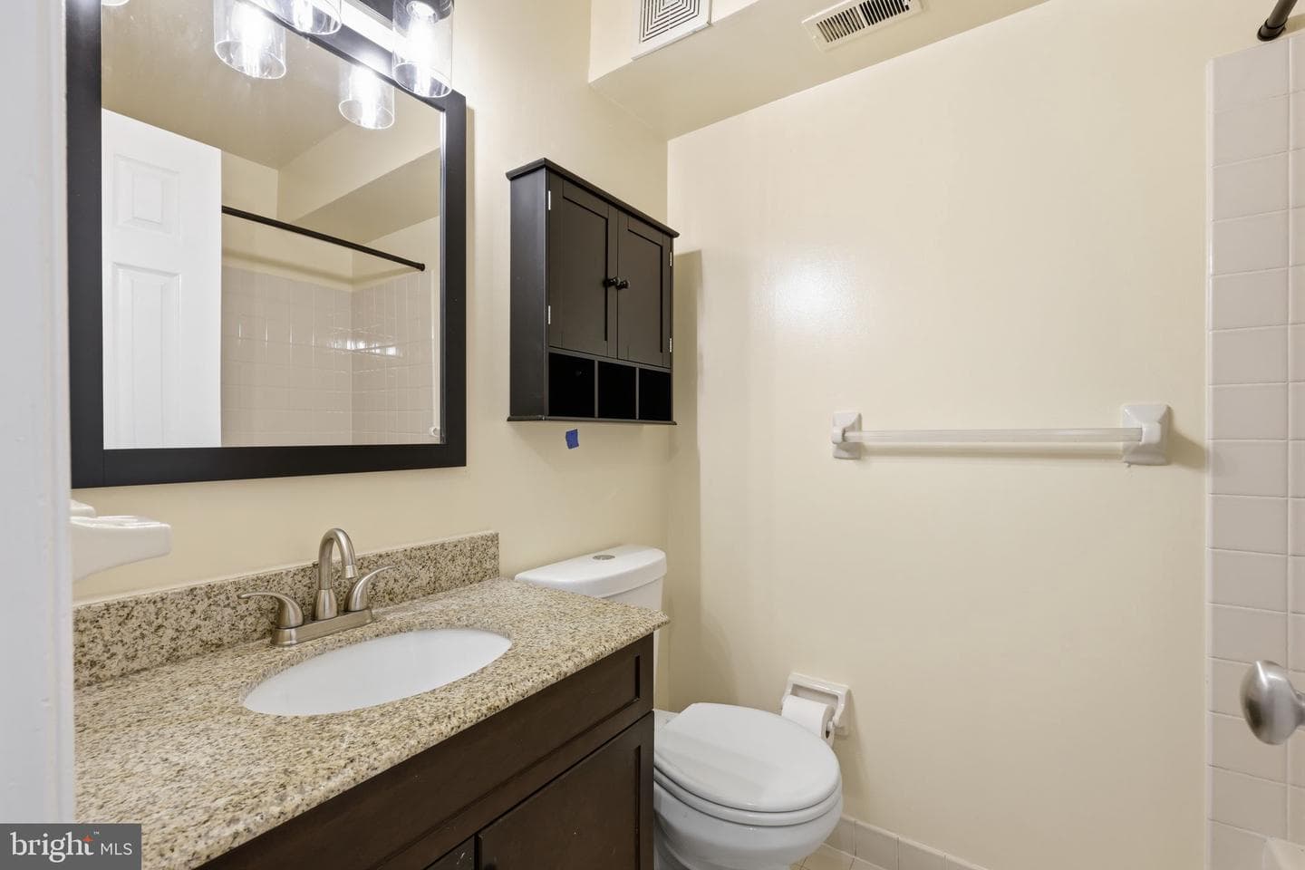 2014 Barry Court photo 11