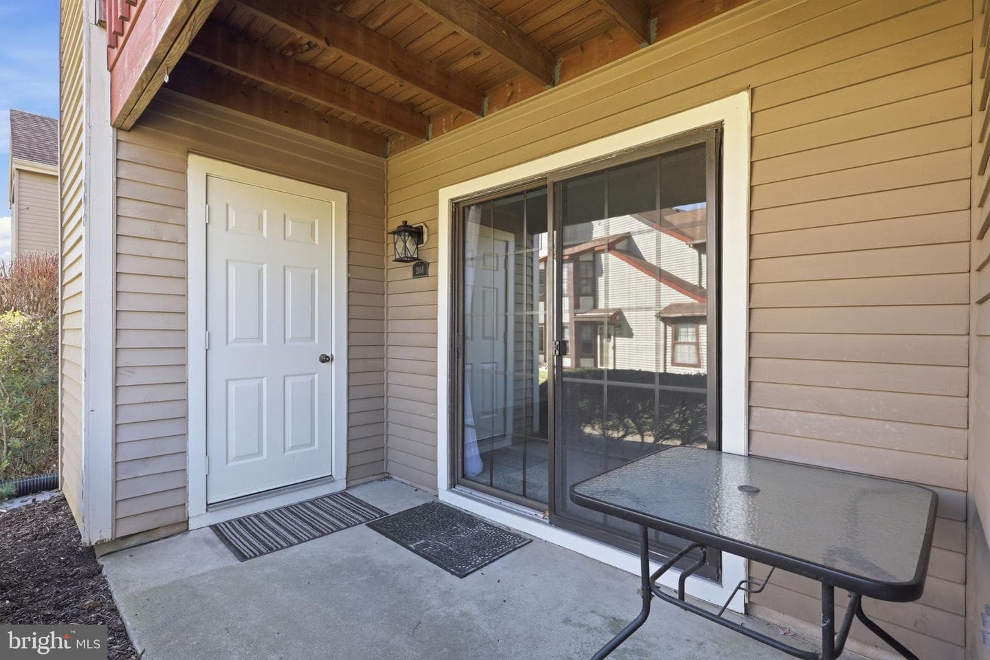 2014 Barry Court photo 22