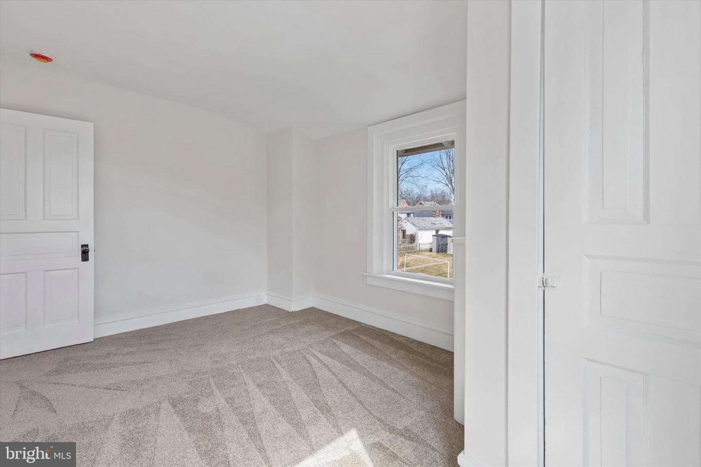 407 Lawn Avenue photo 15