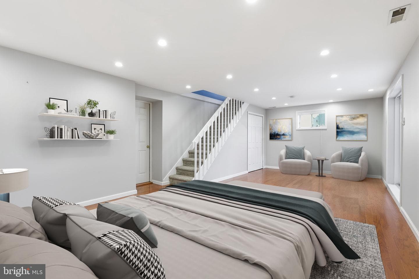 801 Cybus Way photo 38