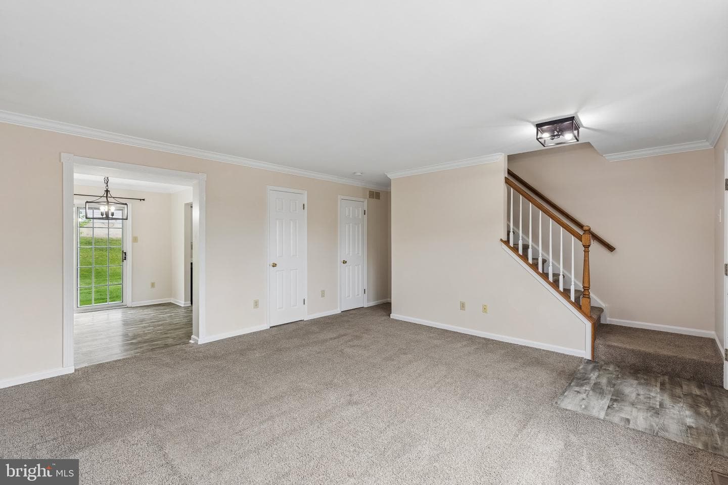 5532 Rinker Circle photo 4