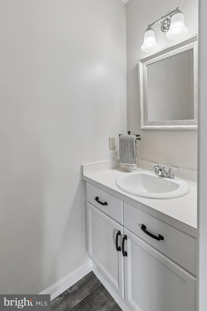 5532 Rinker Circle photo 5