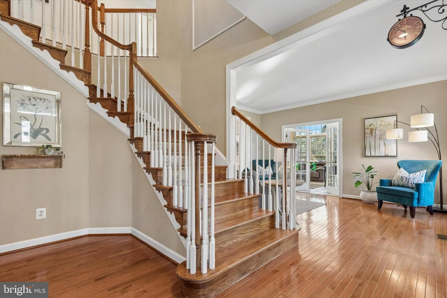 135 Equestrian Court photo 2
