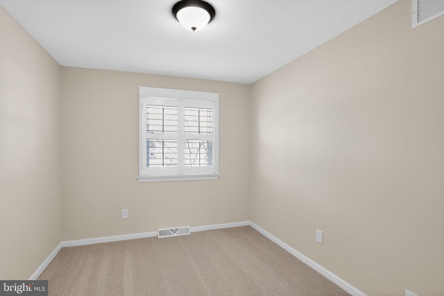 1283 Irma Road photo 18
