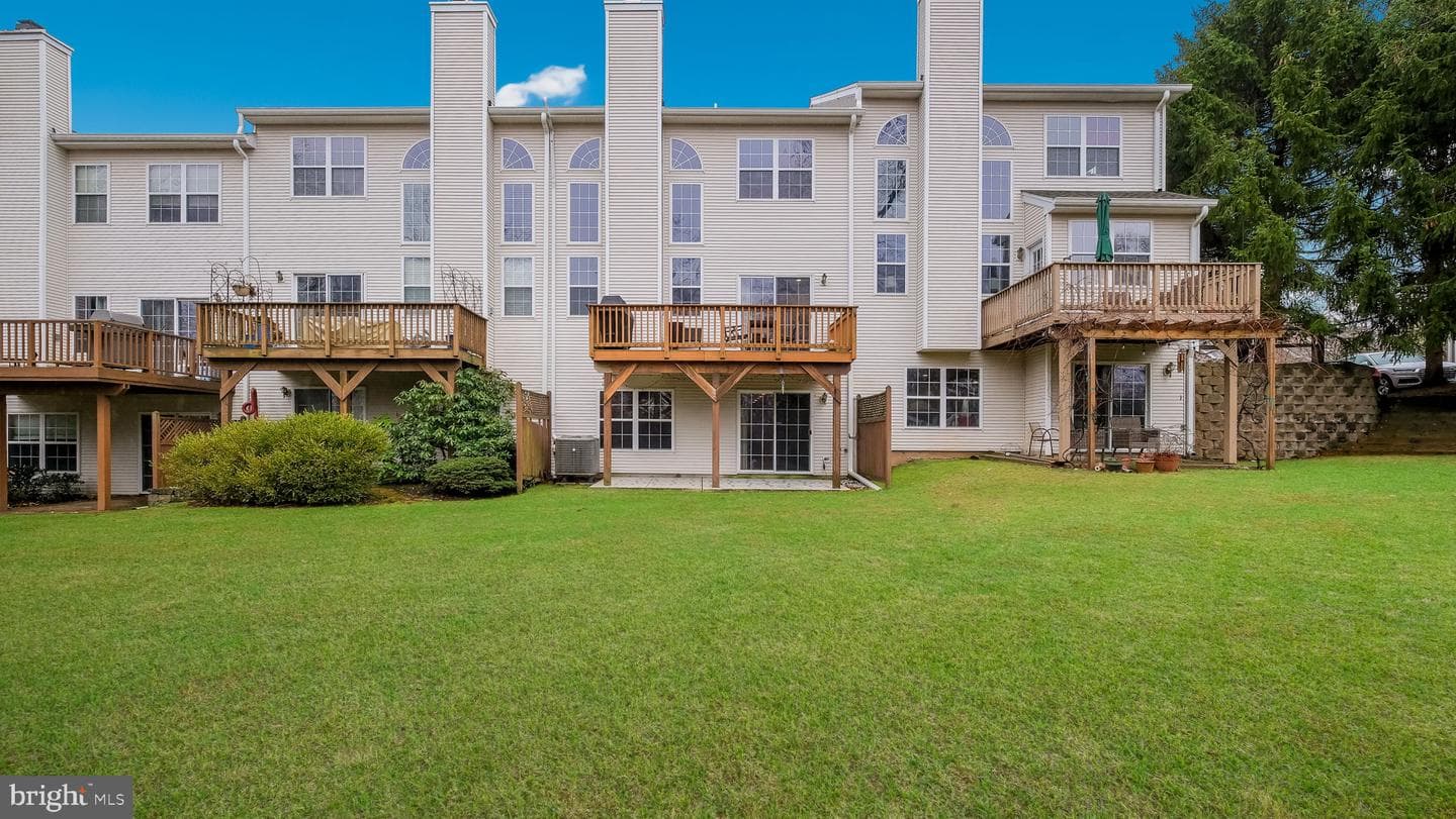 12 Heritage Hills Drive photo 37