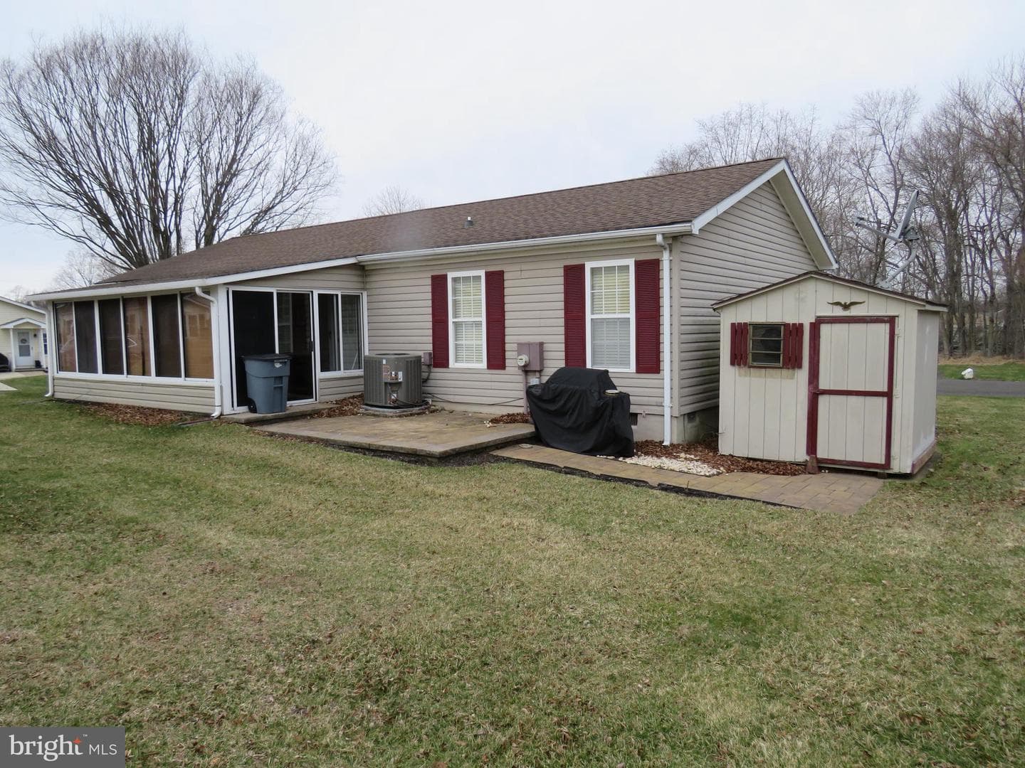 143 Raven Court photo 39