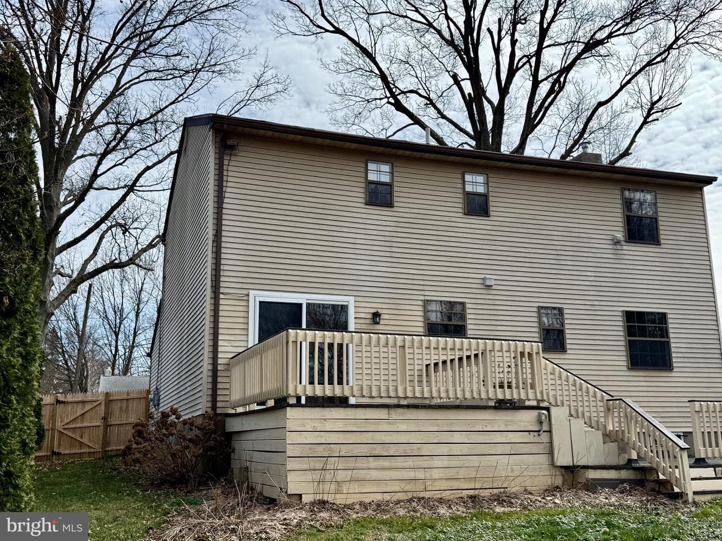 988 Baxter Avenue photo 34