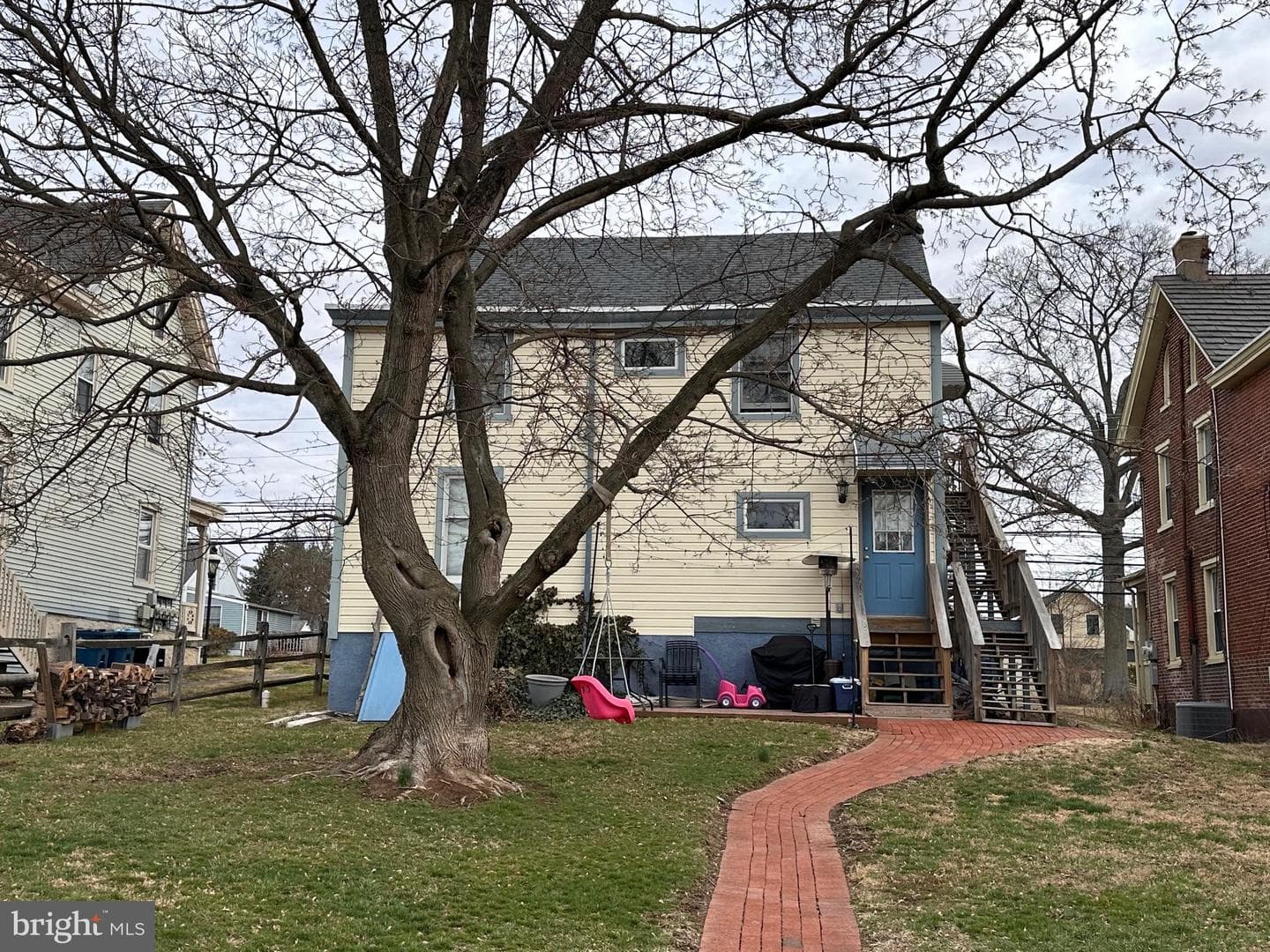 152/154 N Main Street photo 5