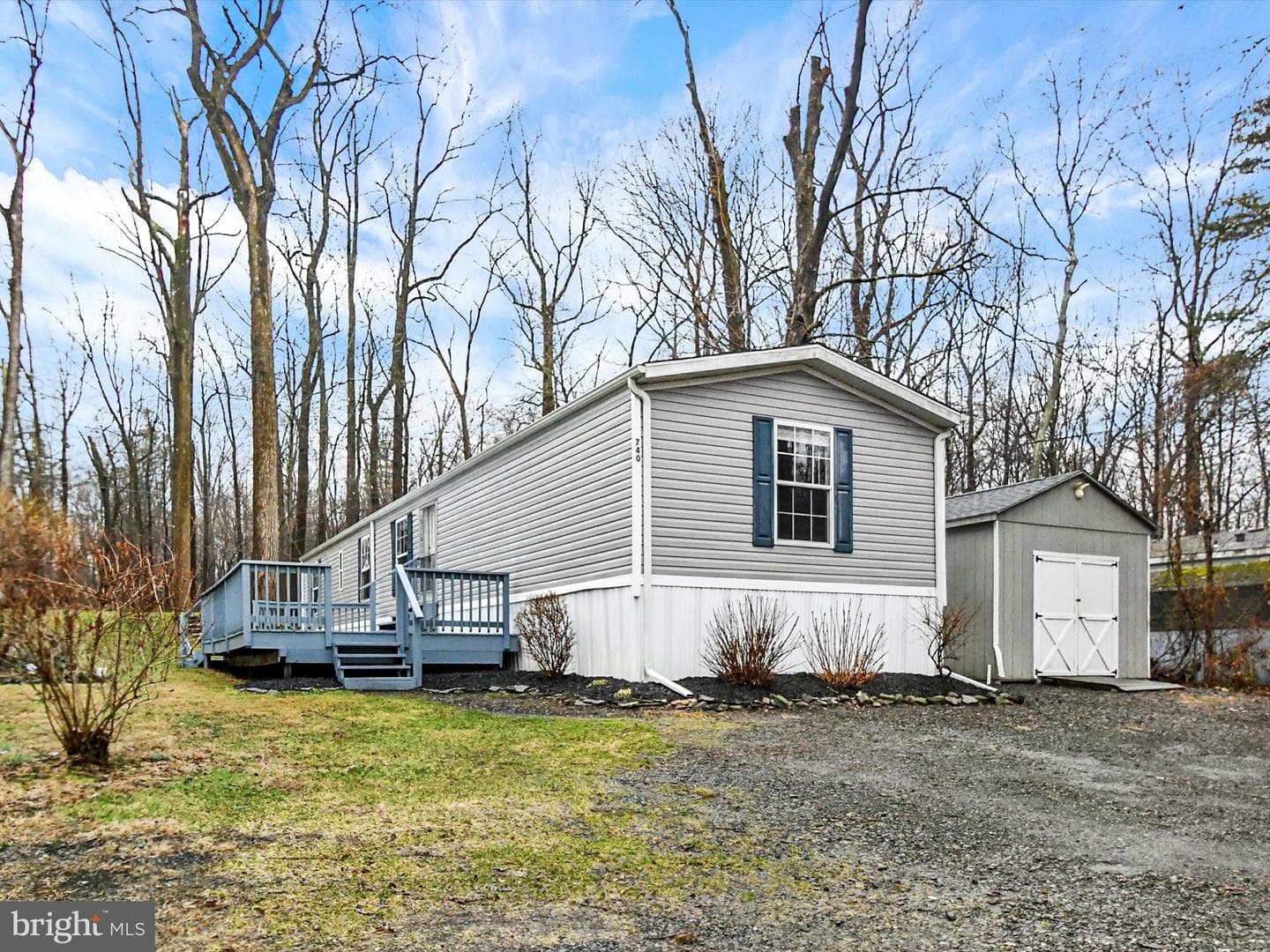 740 Lonely Cottage Road photo 2