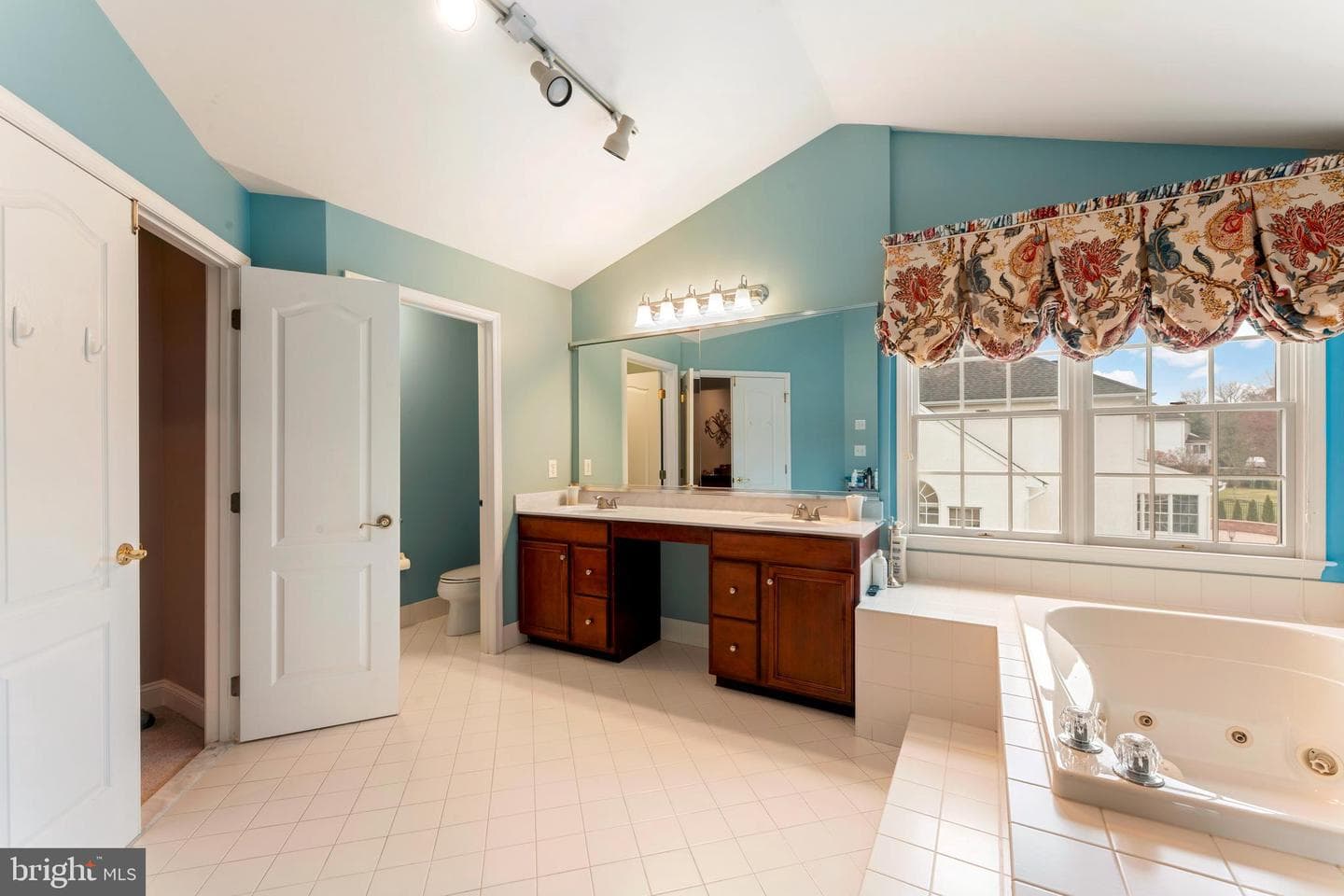 127 Addis Drive photo 30