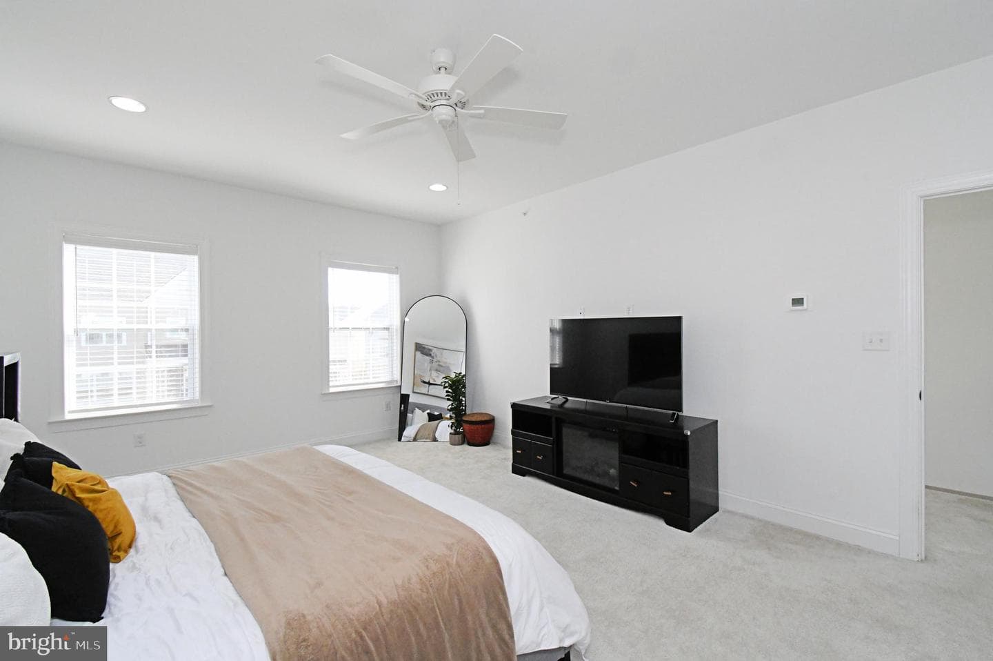 206 Grove Valley Court photo 27