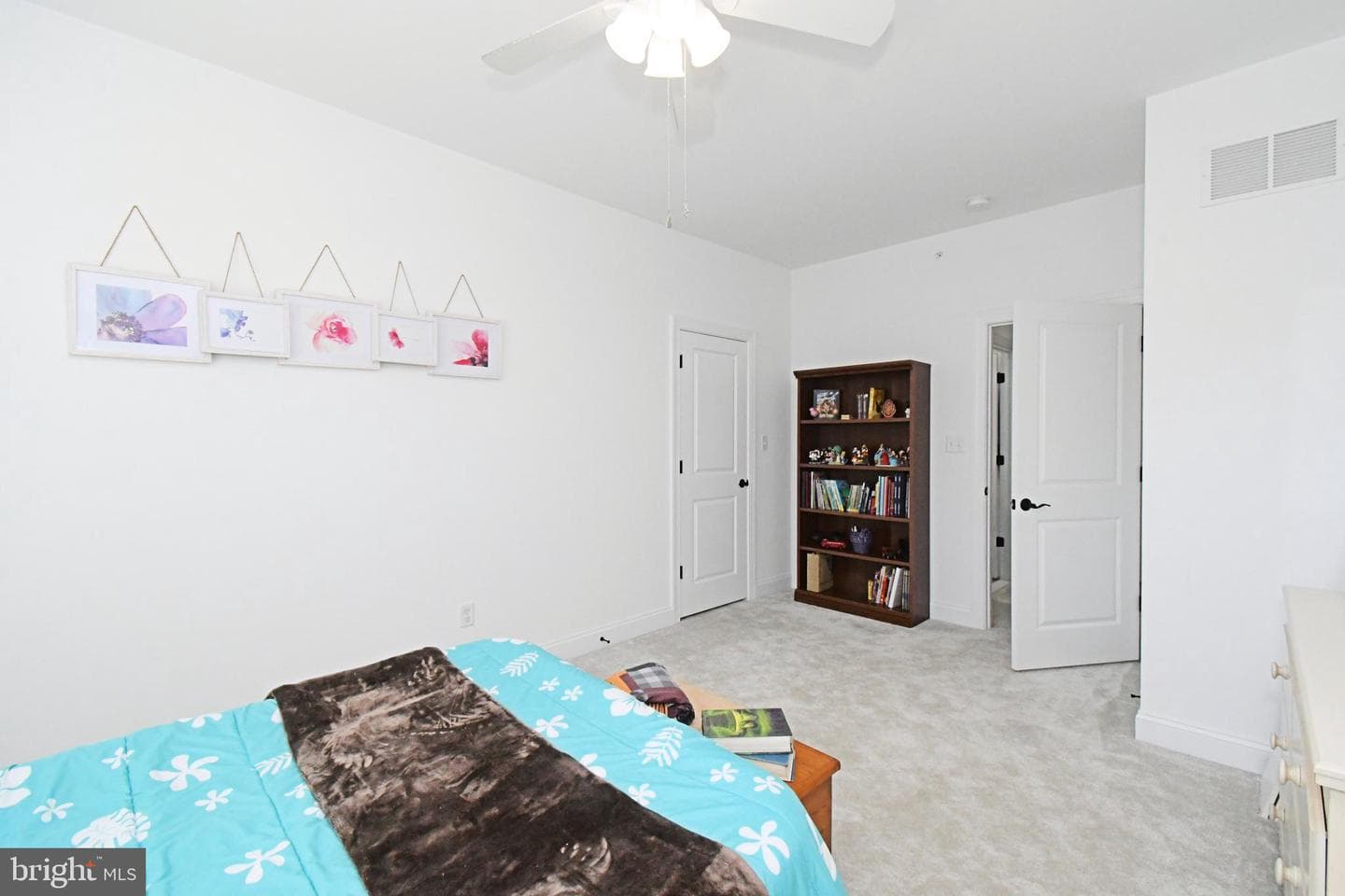 206 Grove Valley Court photo 40