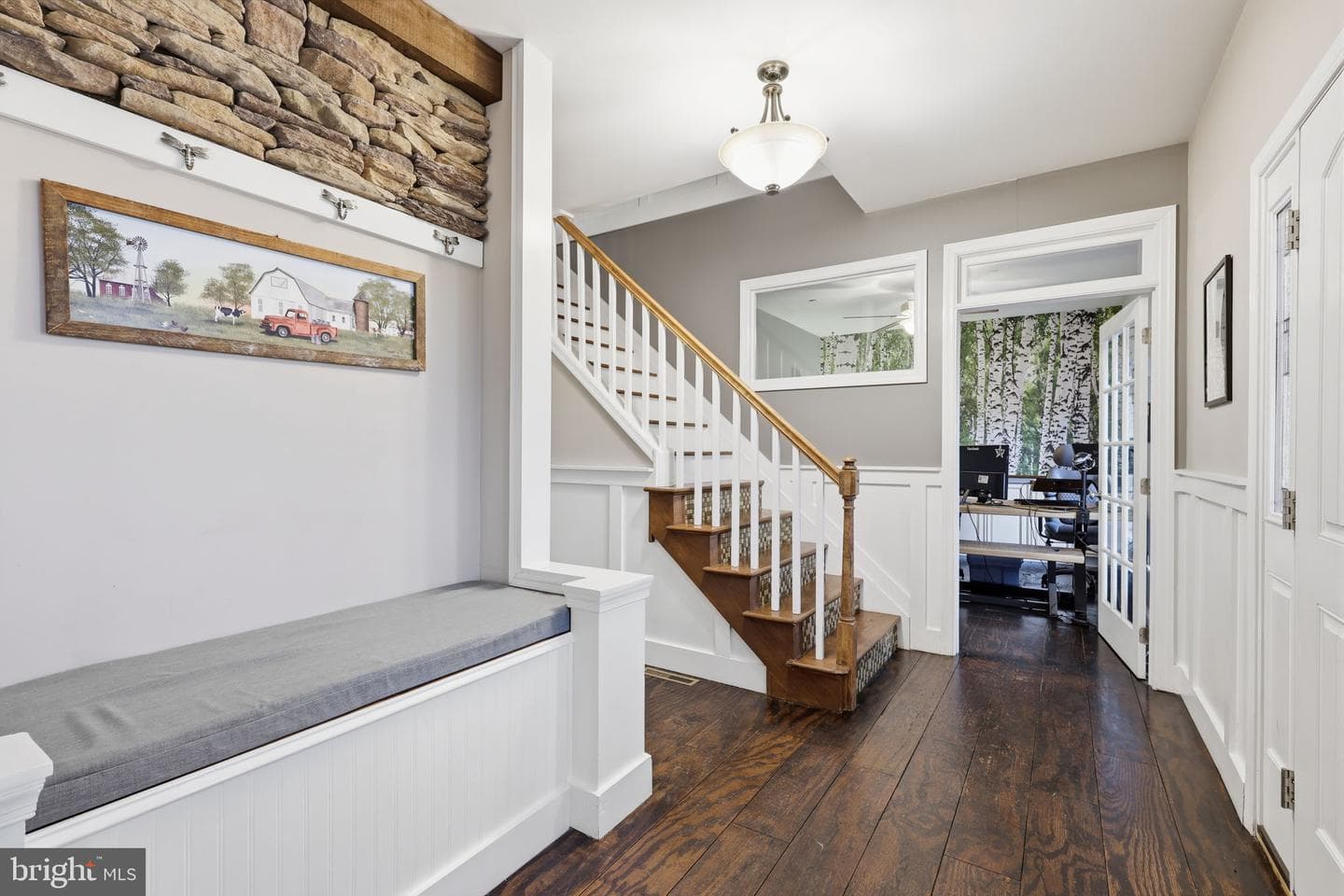 3852 Dark Hollow Road photo 4