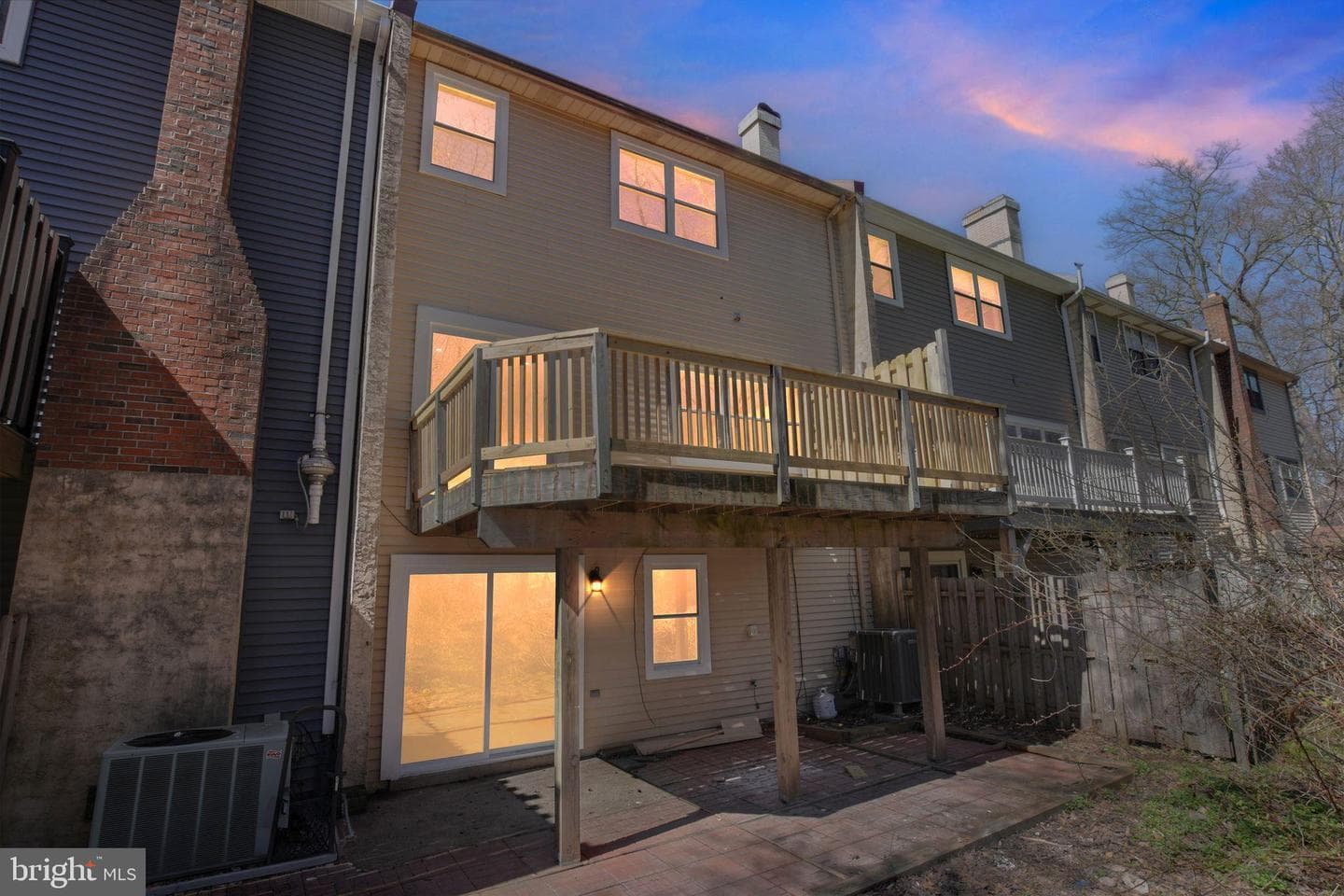 9 E Ridge Mews photo 29