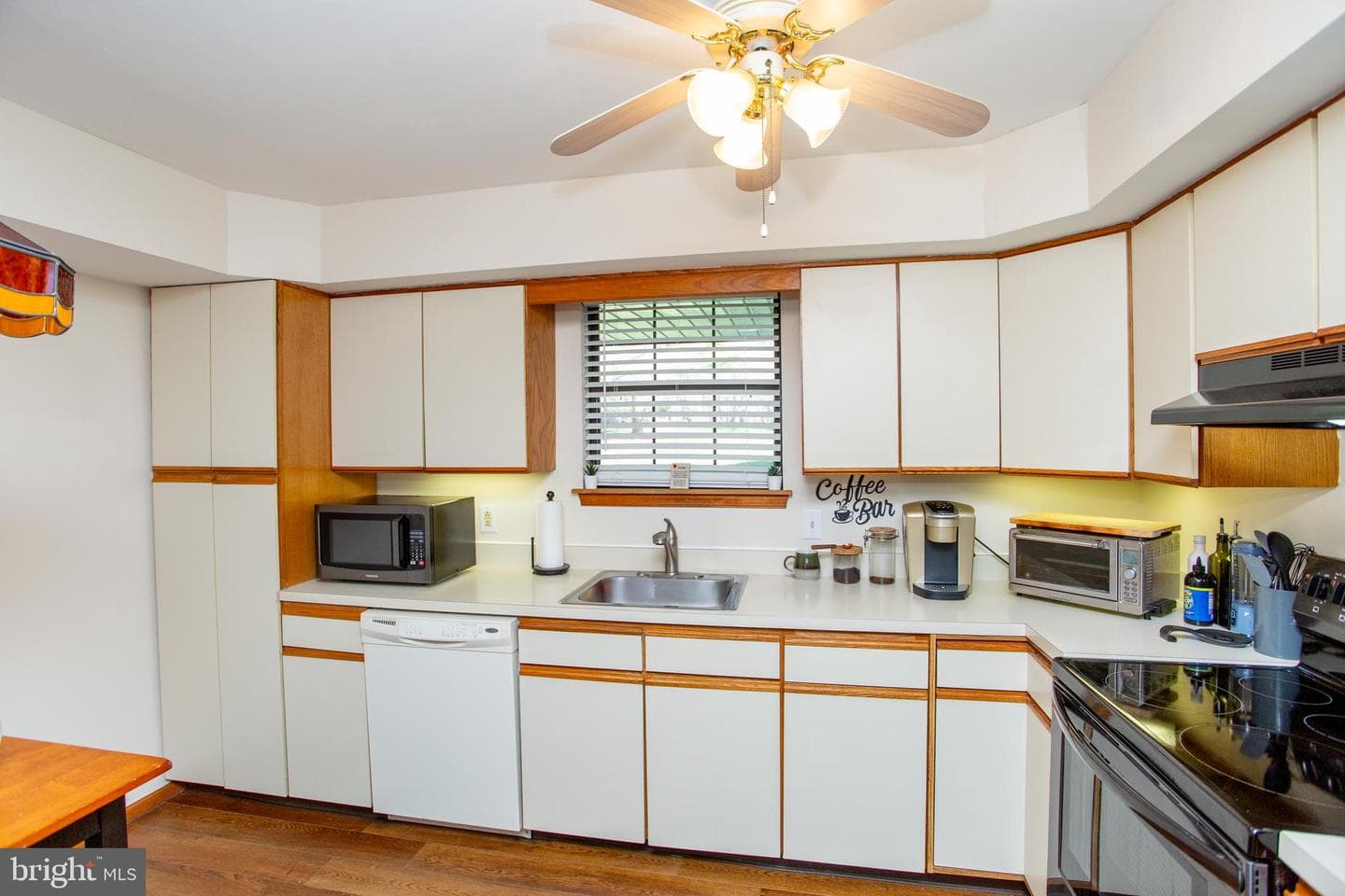 381 Redbud Court #381 photo 18