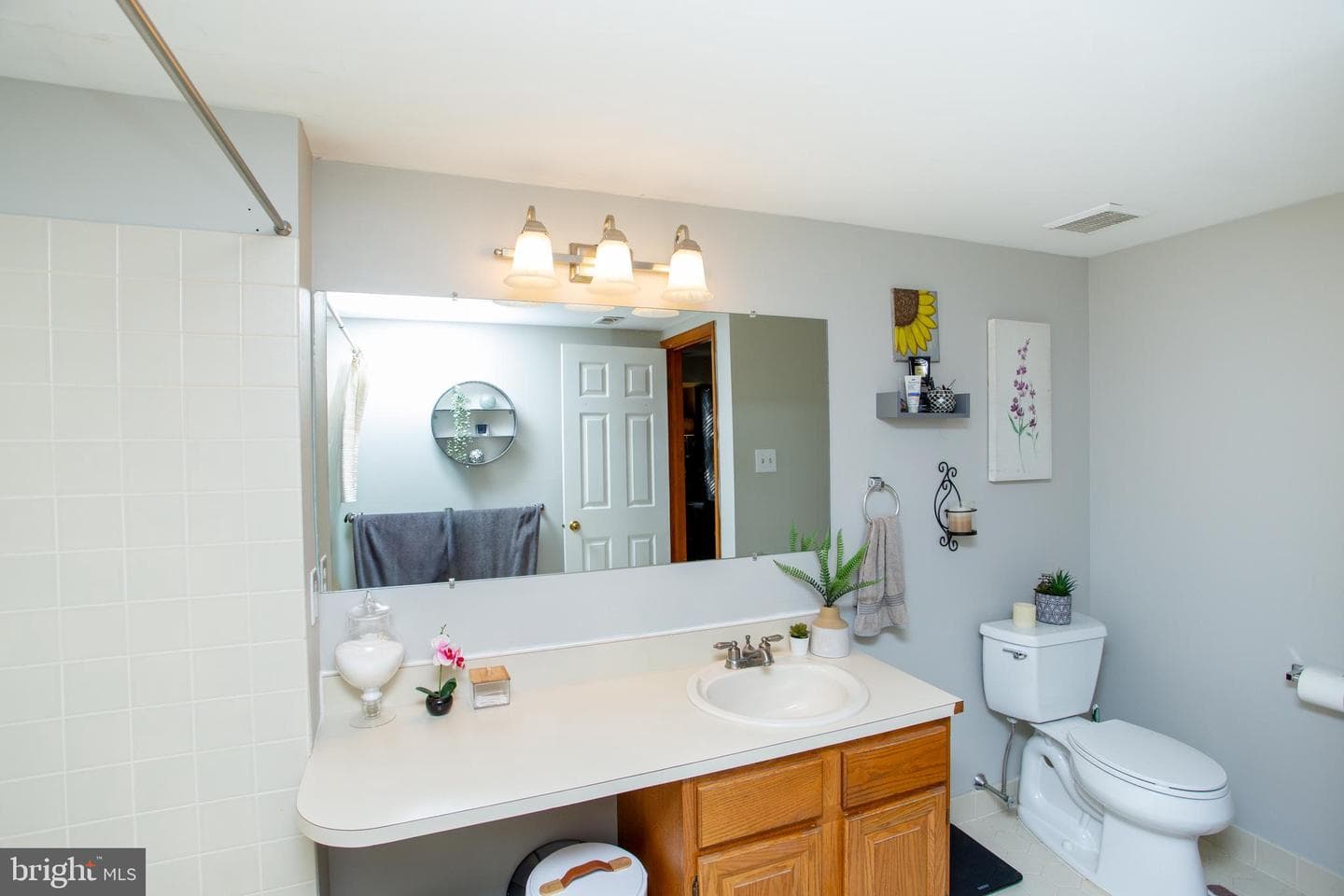 381 Redbud Court #381 photo 33