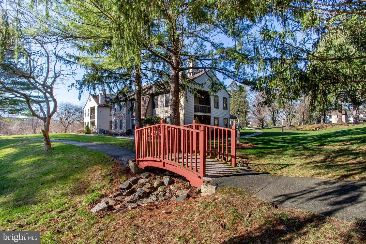381 Redbud Court #381 photo 45