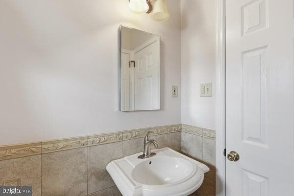 331 Osborne Avenue photo 15