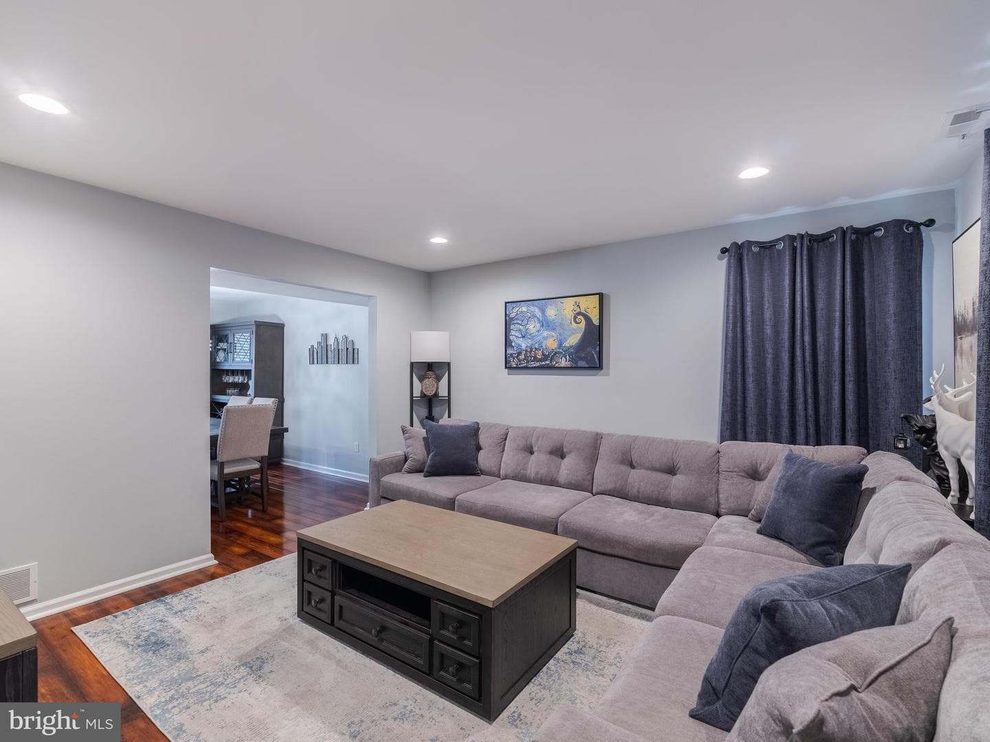 126 Megan Circle photo 4