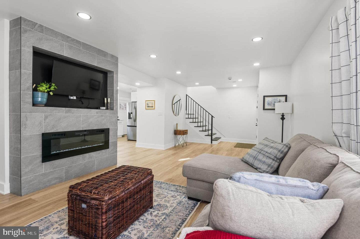 549 Austin Drive photo 5