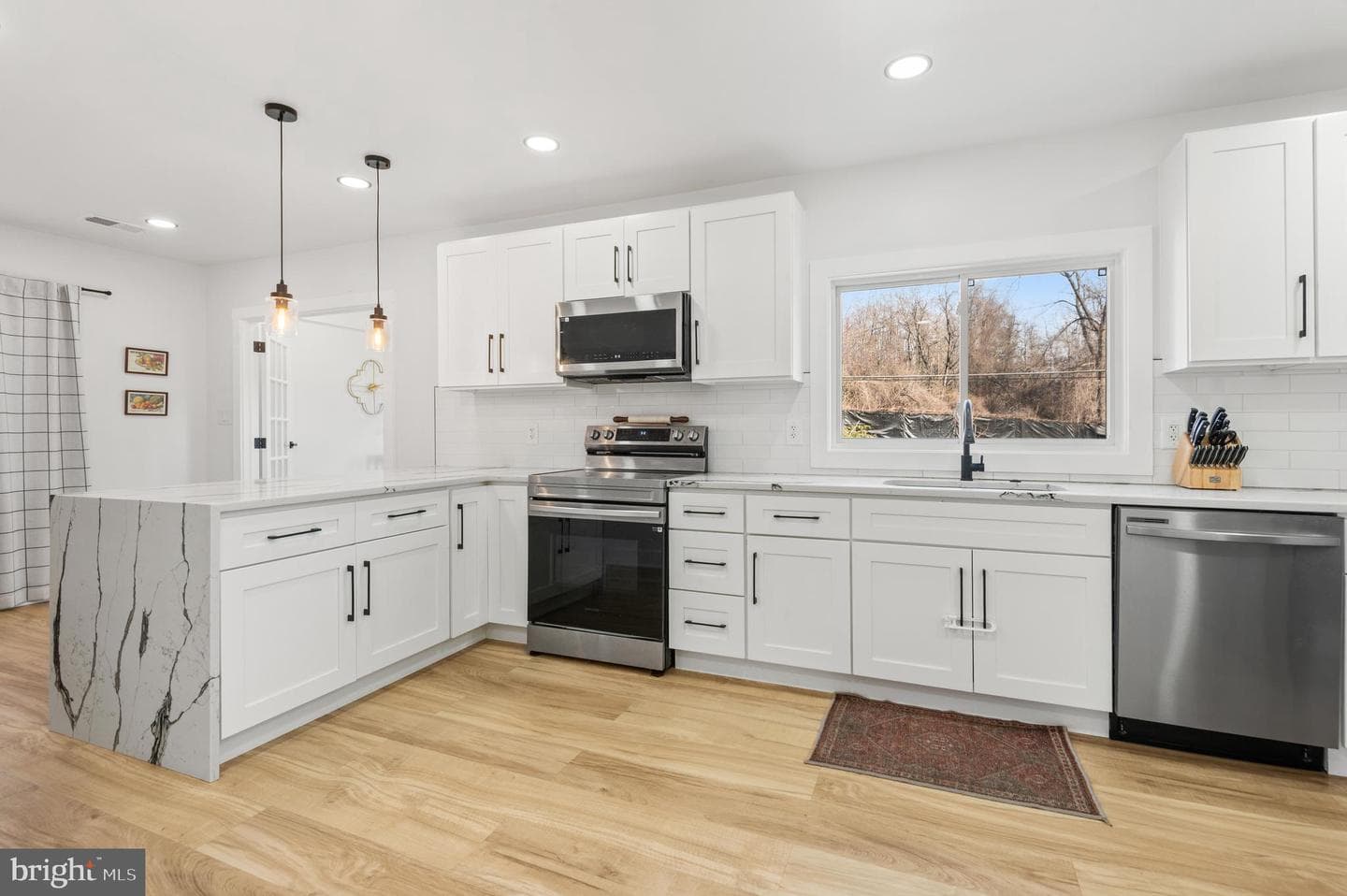 549 Austin Drive photo 6