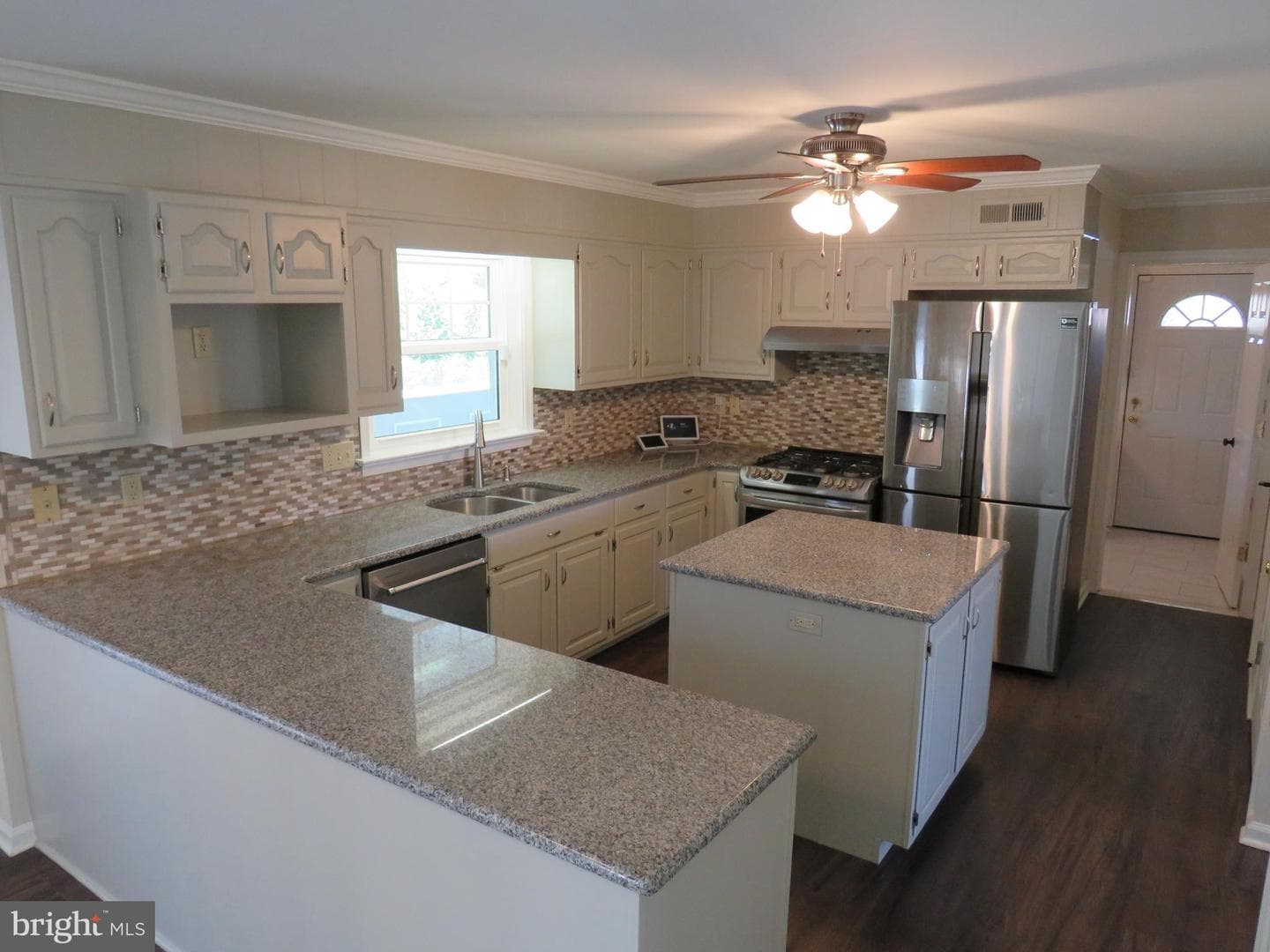10 Spring Hill Lane photo 18