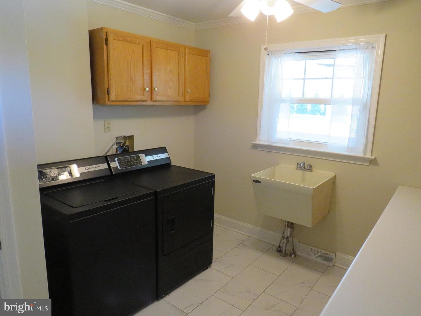 10 Spring Hill Lane photo 28