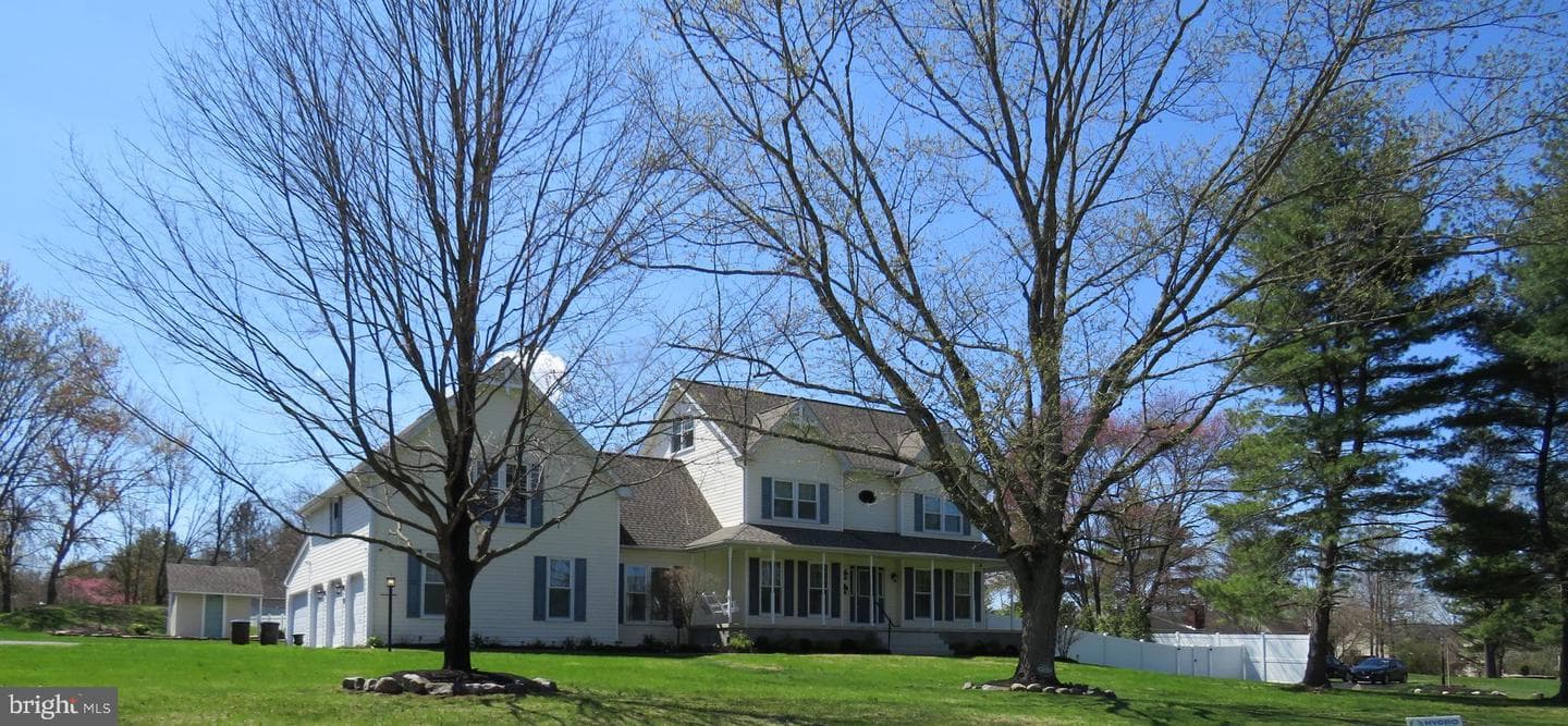 10 Spring Hill Lane photo 5