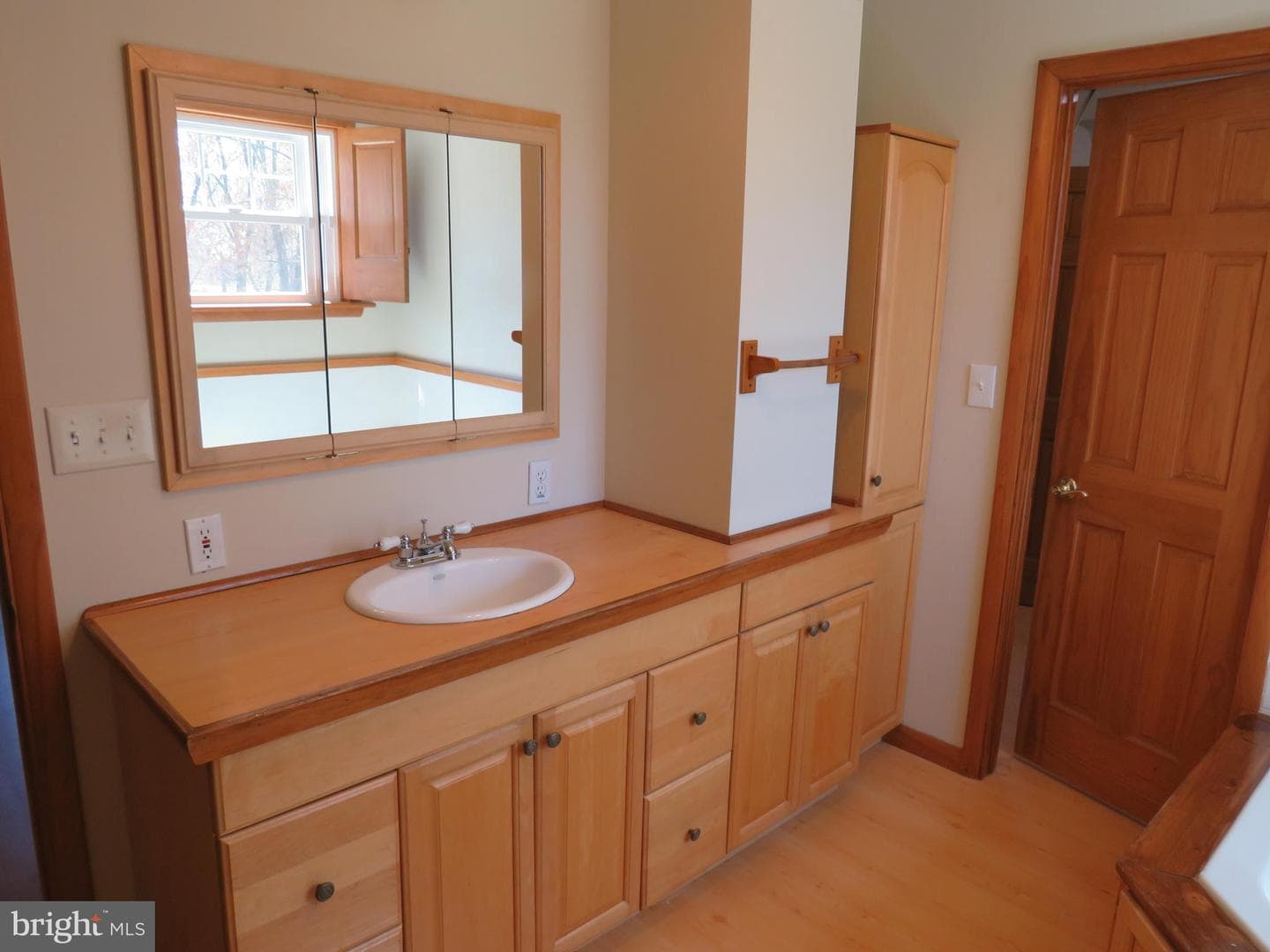 10 Spring Hill Lane photo 51