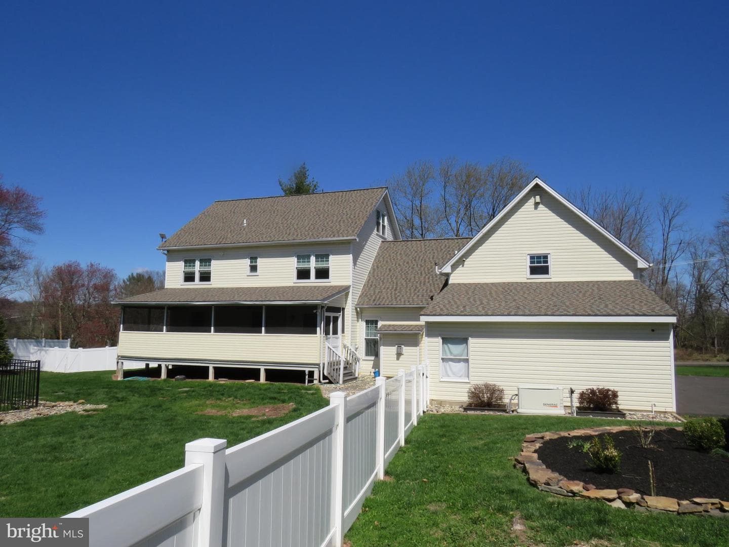 10 Spring Hill Lane photo 76