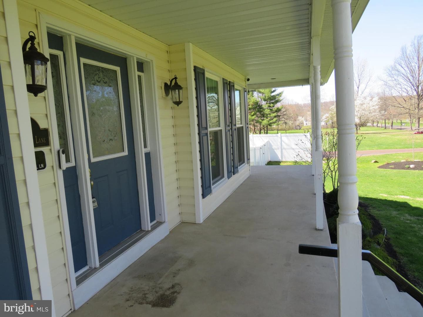 10 Spring Hill Lane photo 9