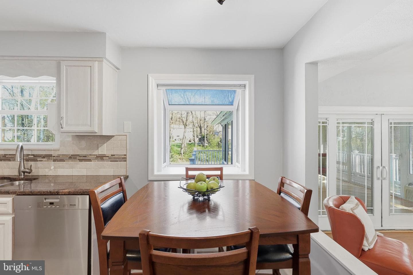 221 Valley Drive photo 14