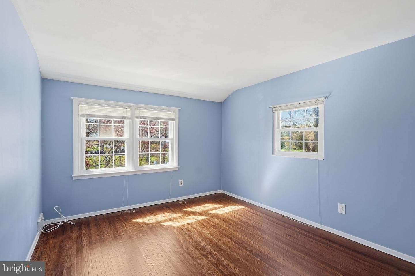 221 Valley Drive photo 35