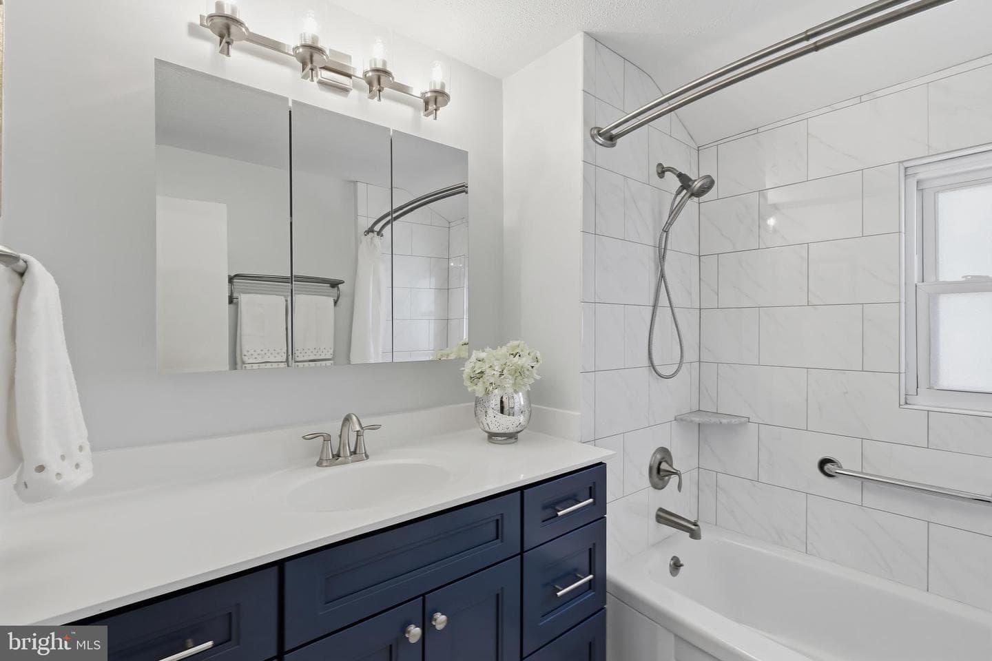 221 Valley Drive photo 41