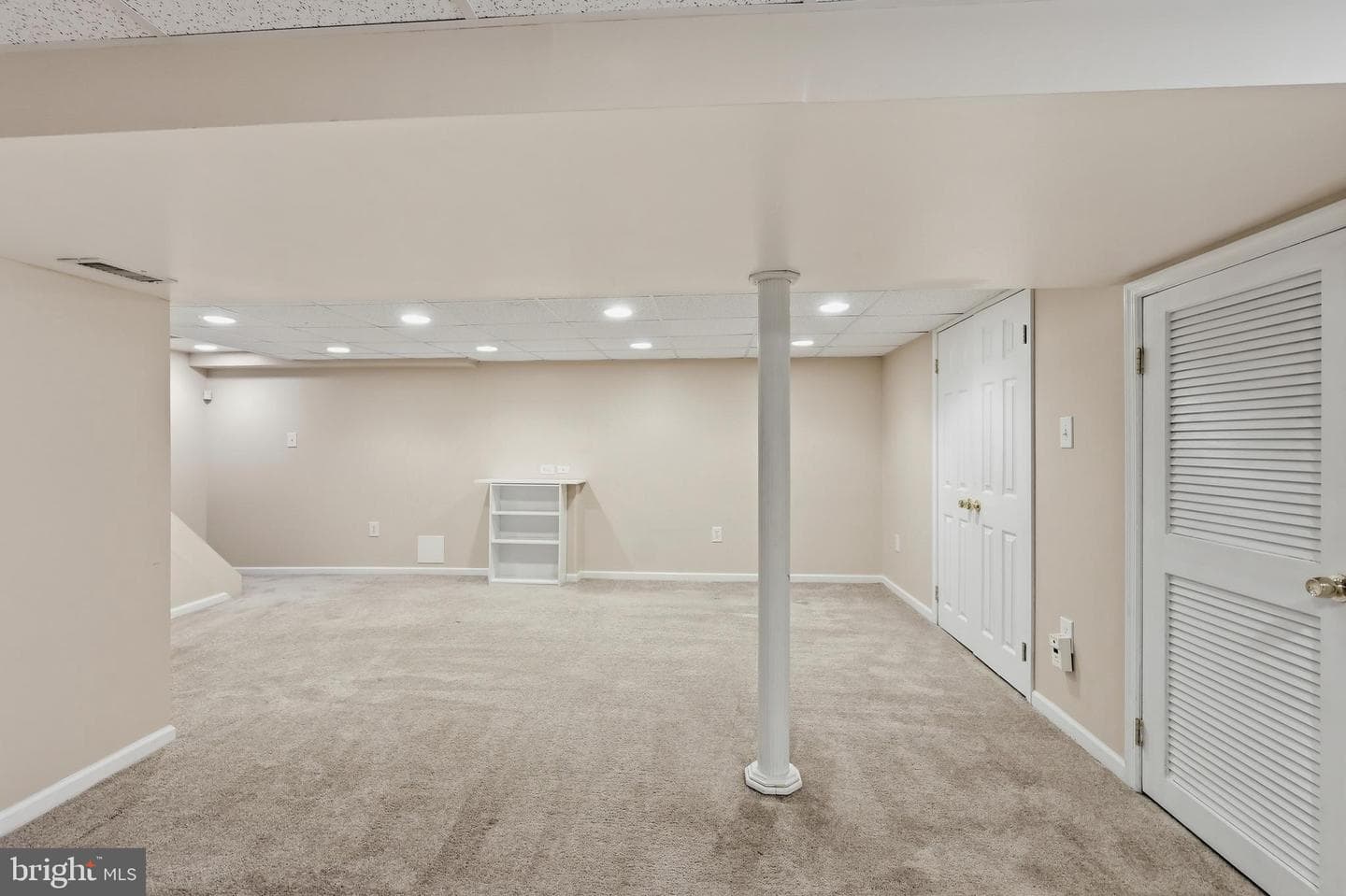 221 Valley Drive photo 46