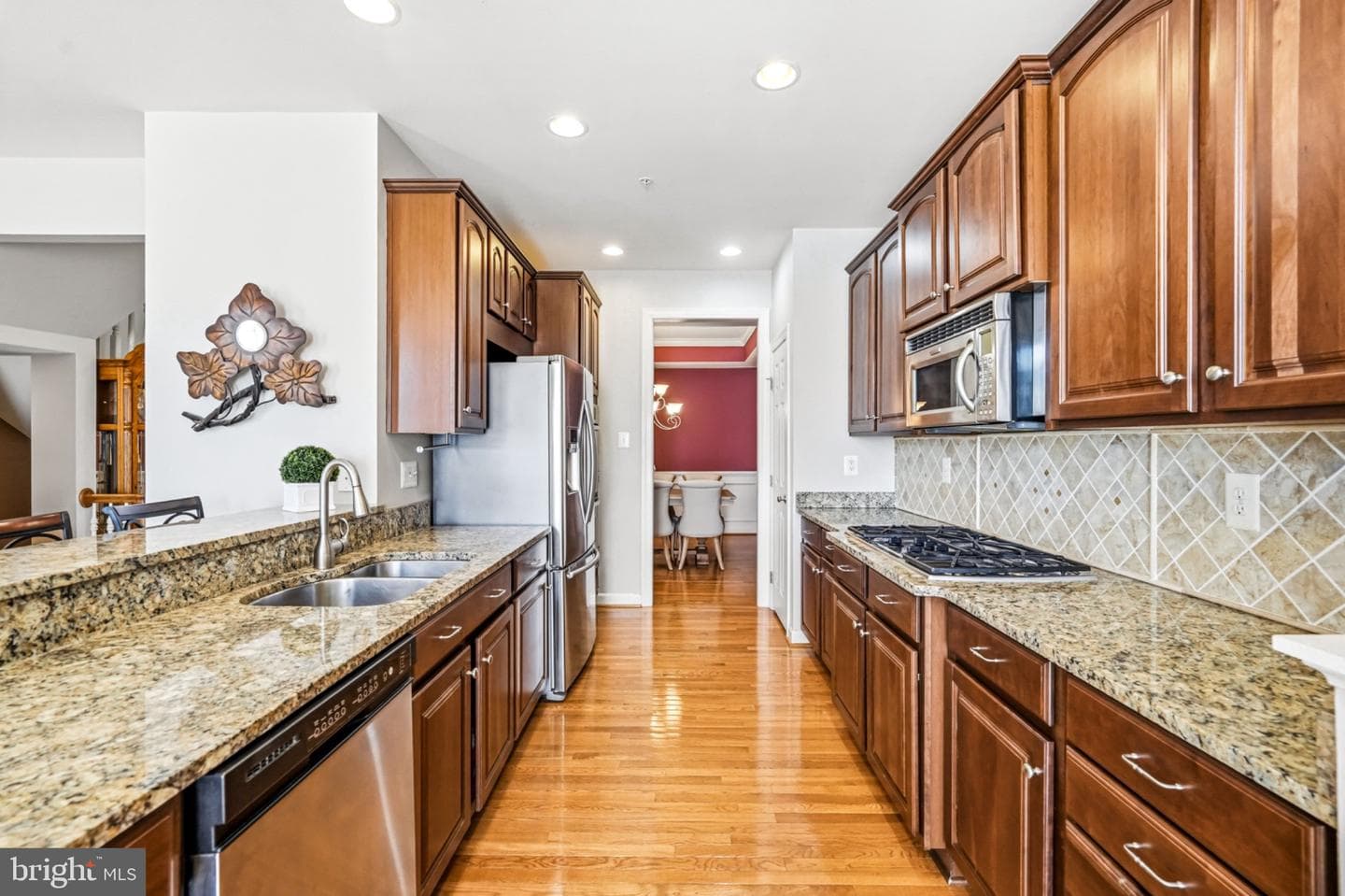 331 Village Way photo 23