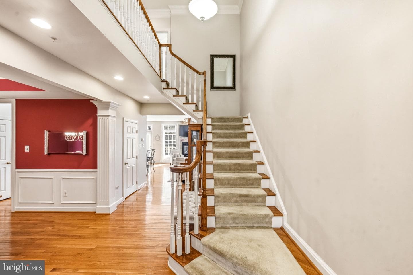 331 Village Way photo 8