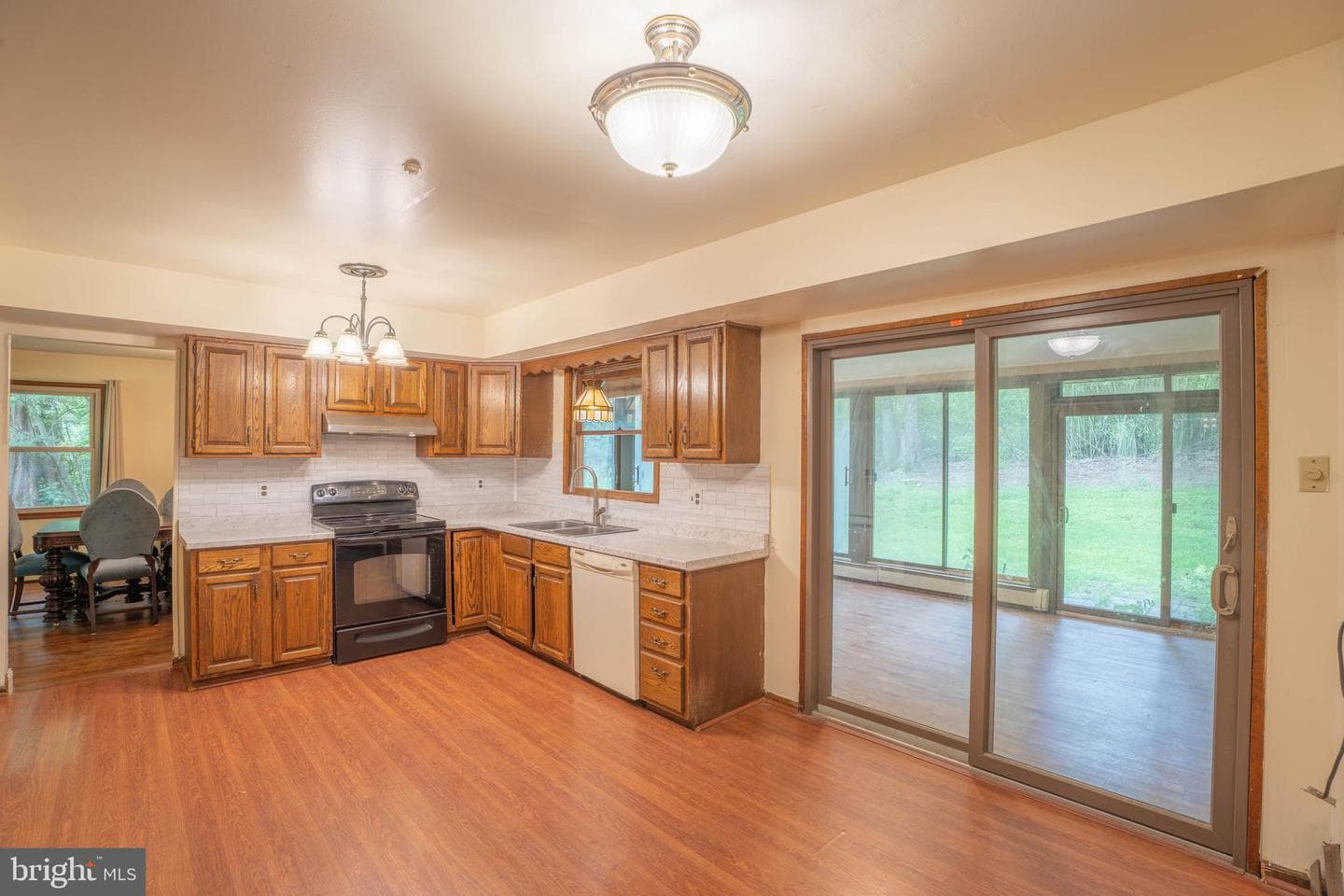 1535 Fieldwood Road photo 11
