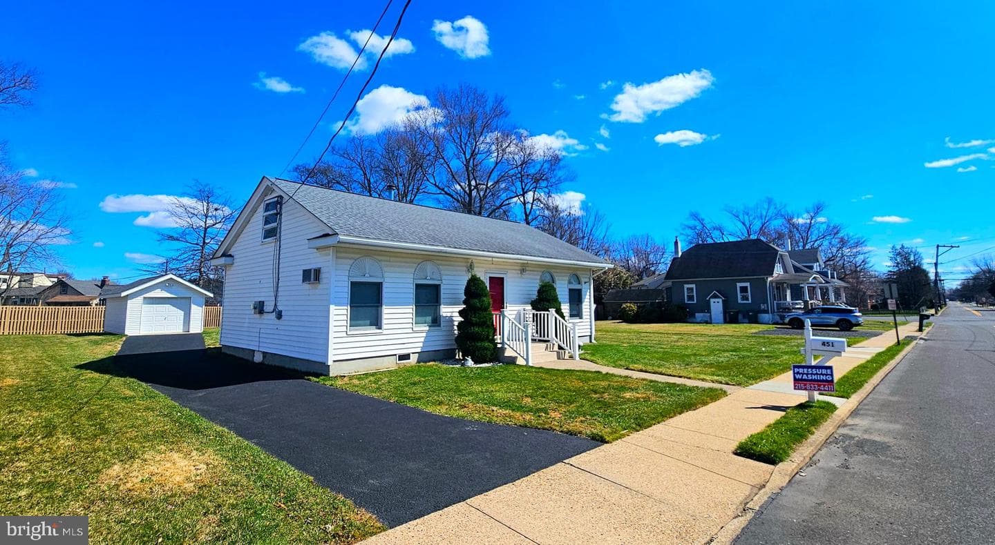 451 Madison Avenue photo 2