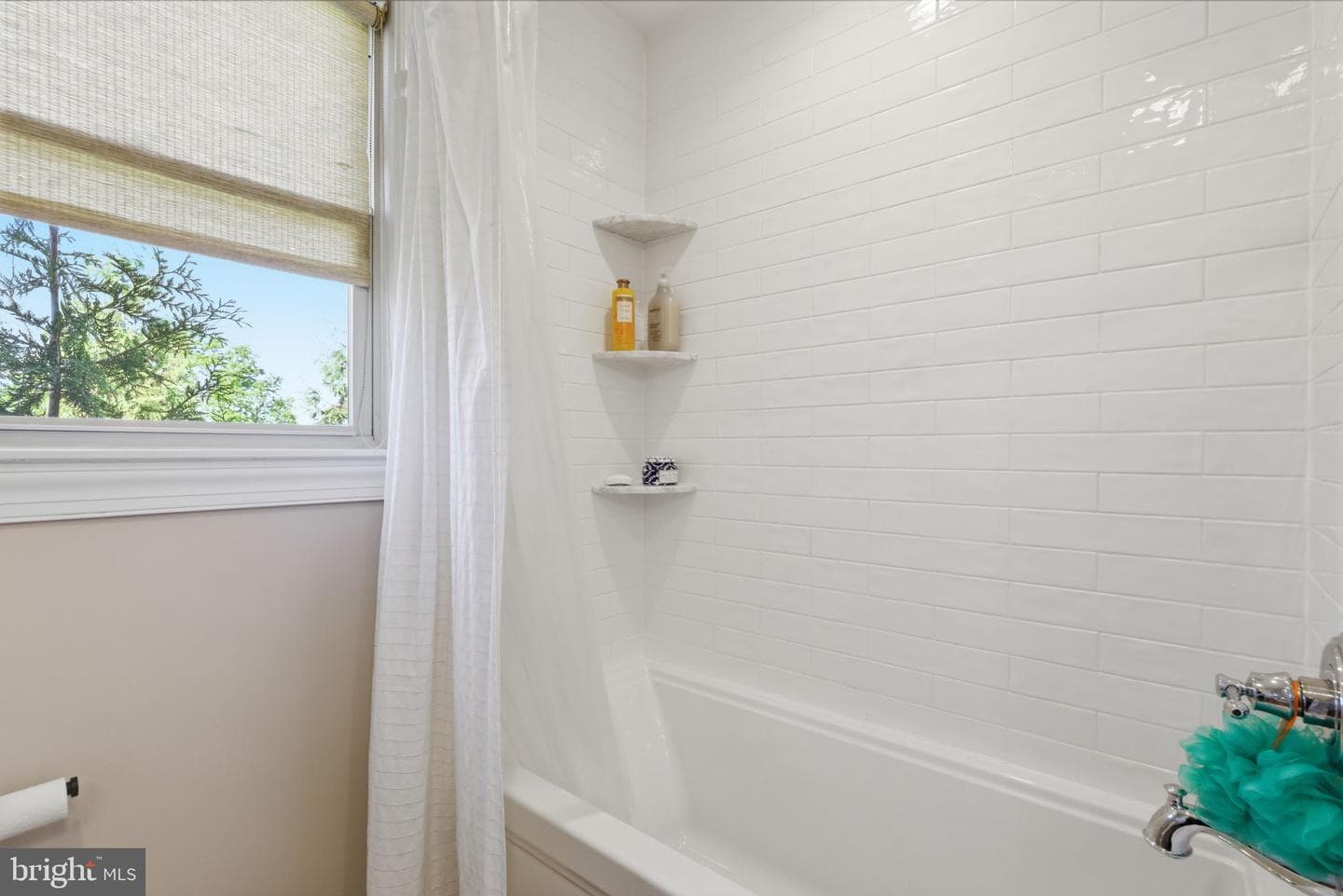 908 Fairview Avenue photo 34