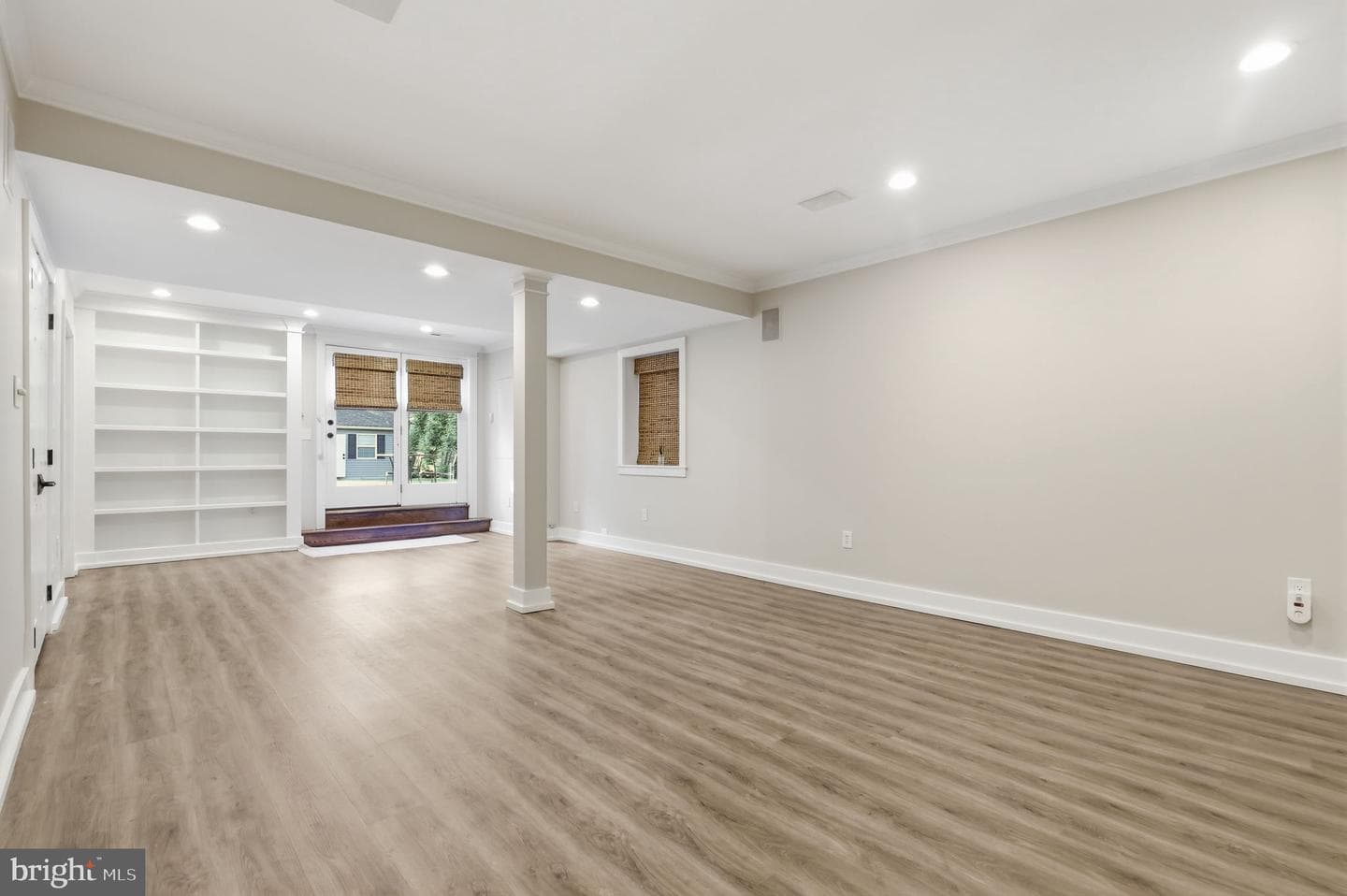 908 Fairview Avenue photo 37