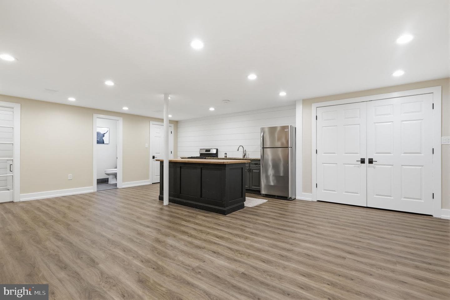 908 Fairview Avenue photo 39