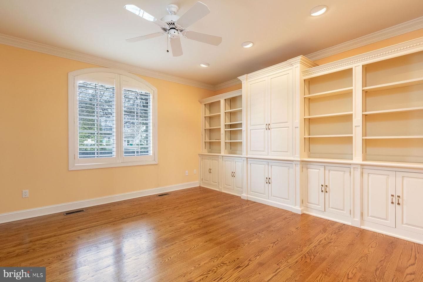 4225 Erica Drive photo 9